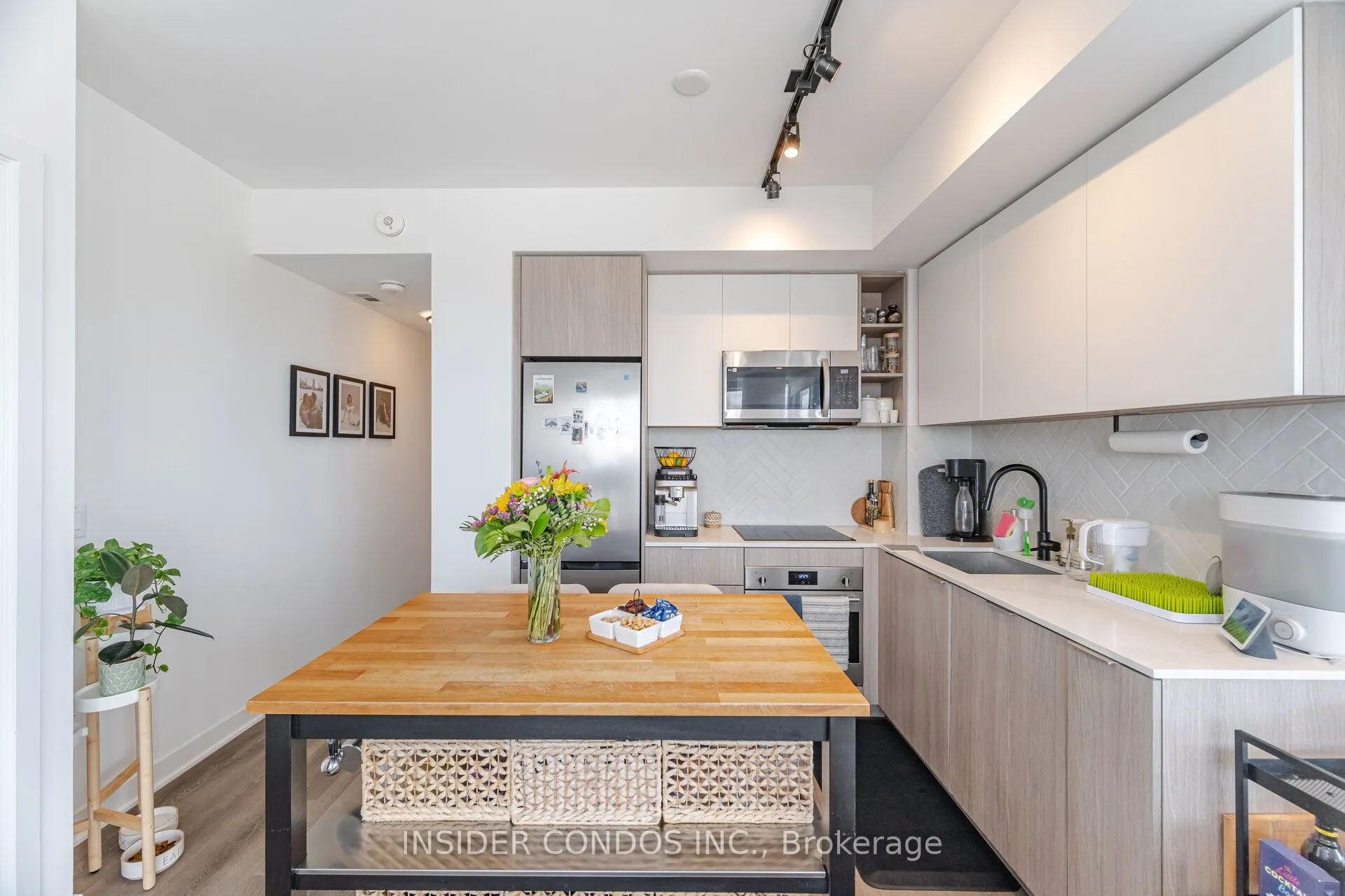 36 Zorra Street, #2304