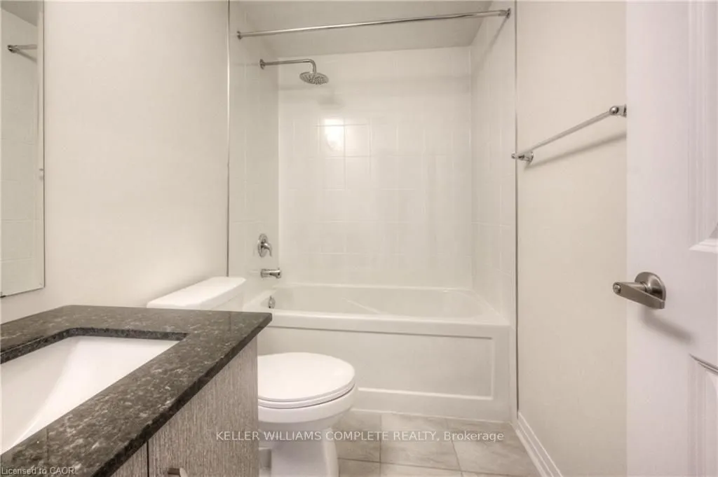 104 Settlers Road E