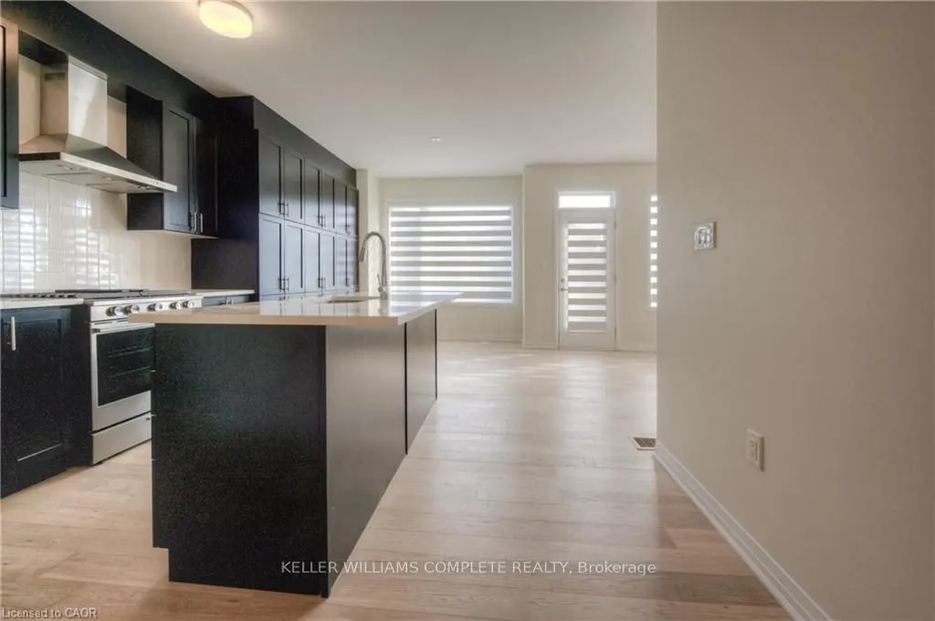 104 Settlers Road E