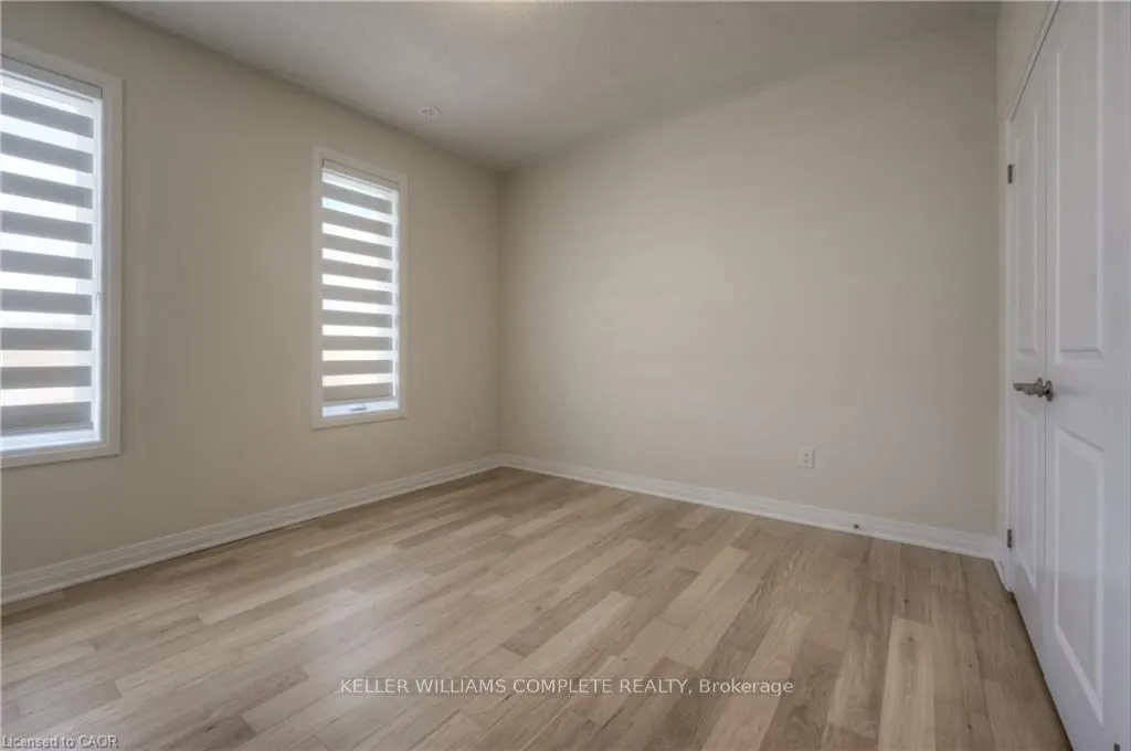 104 Settlers Road E