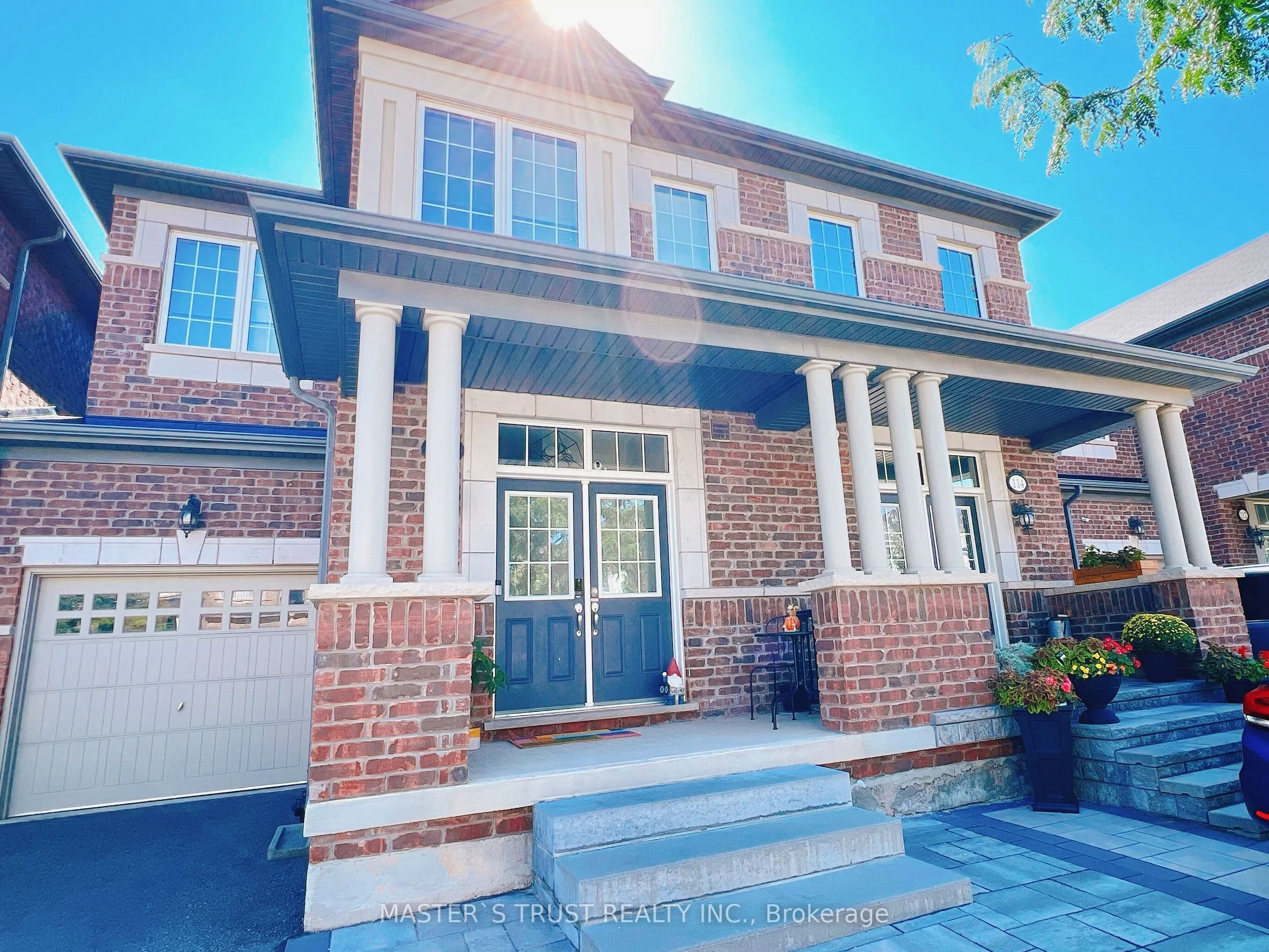 116 Orchardcroft Road S