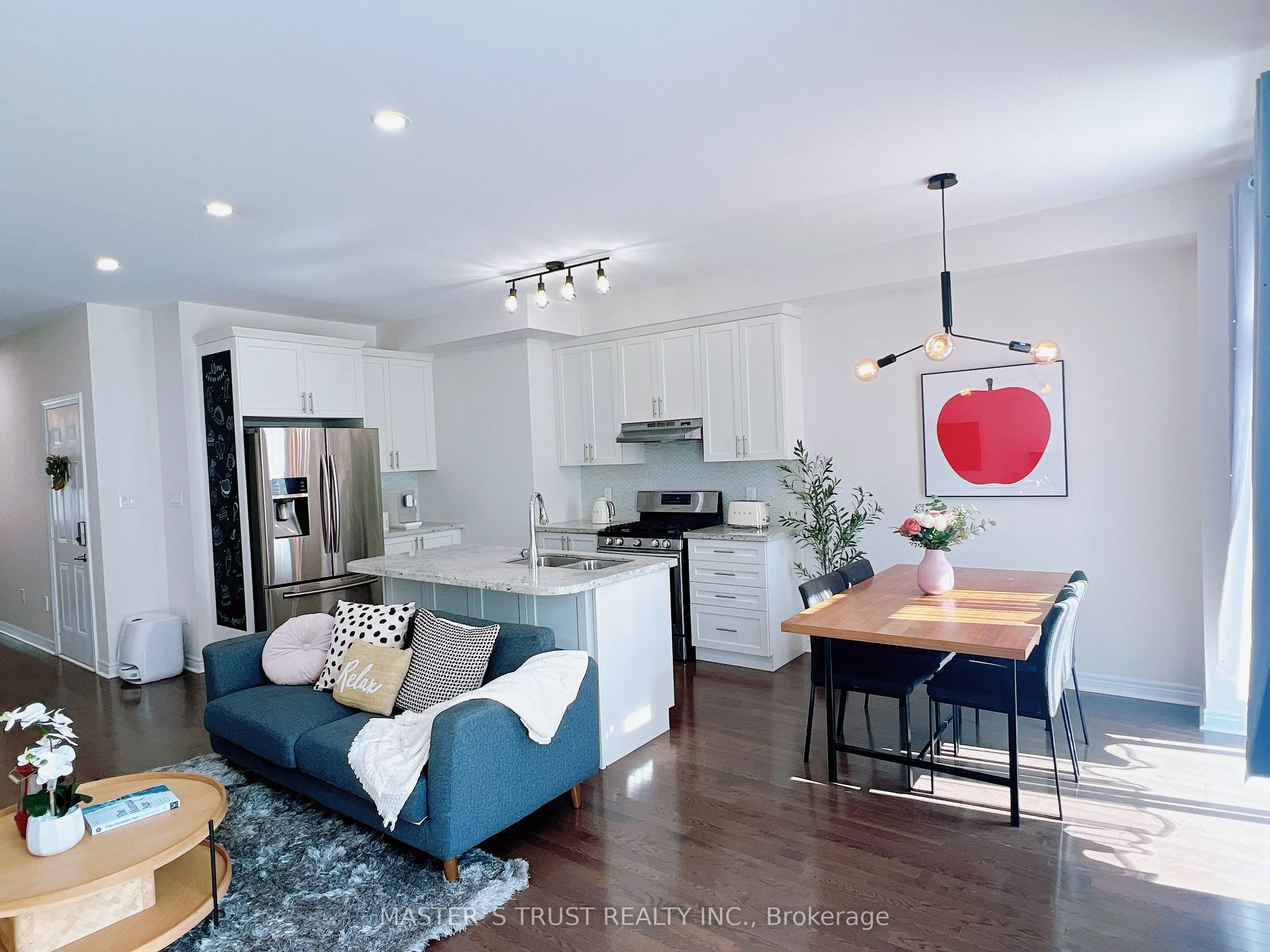 116 Orchardcroft Road S