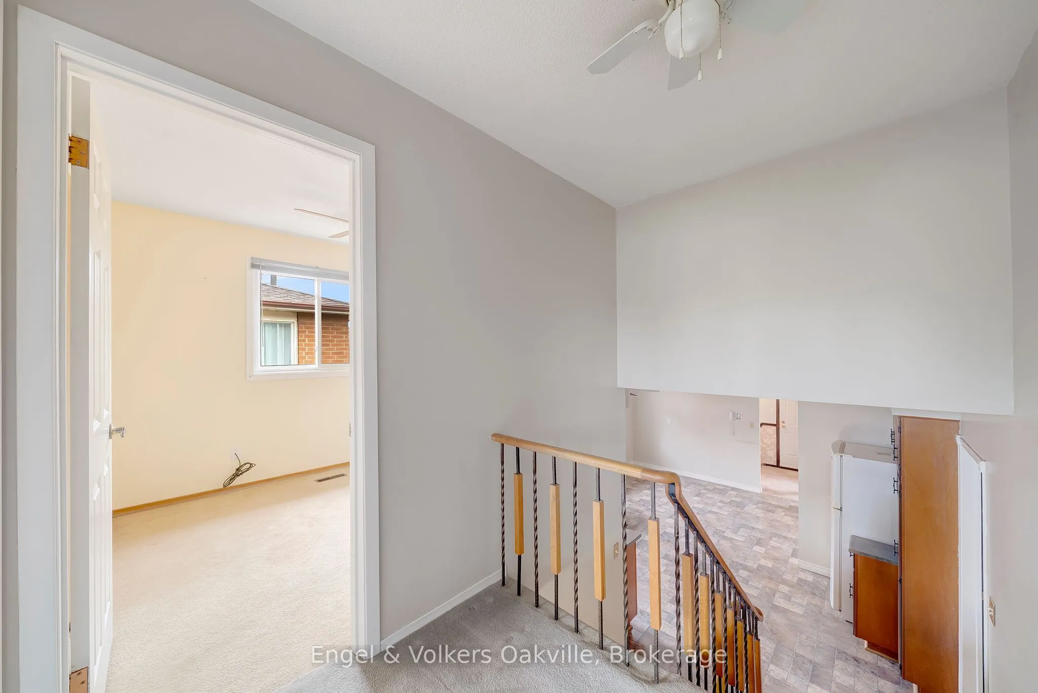 1487 Kenilworth Crescent