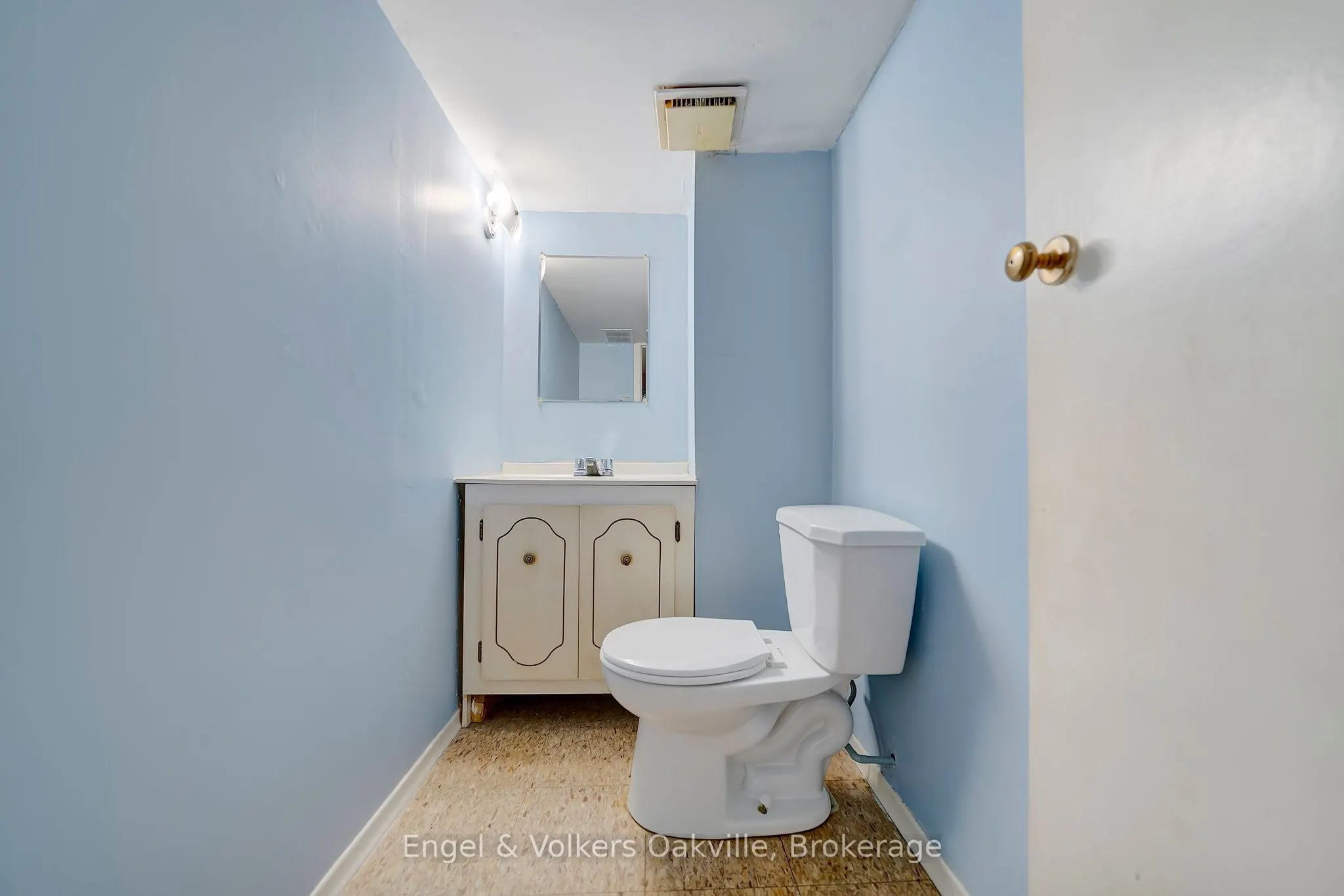1487 Kenilworth Crescent