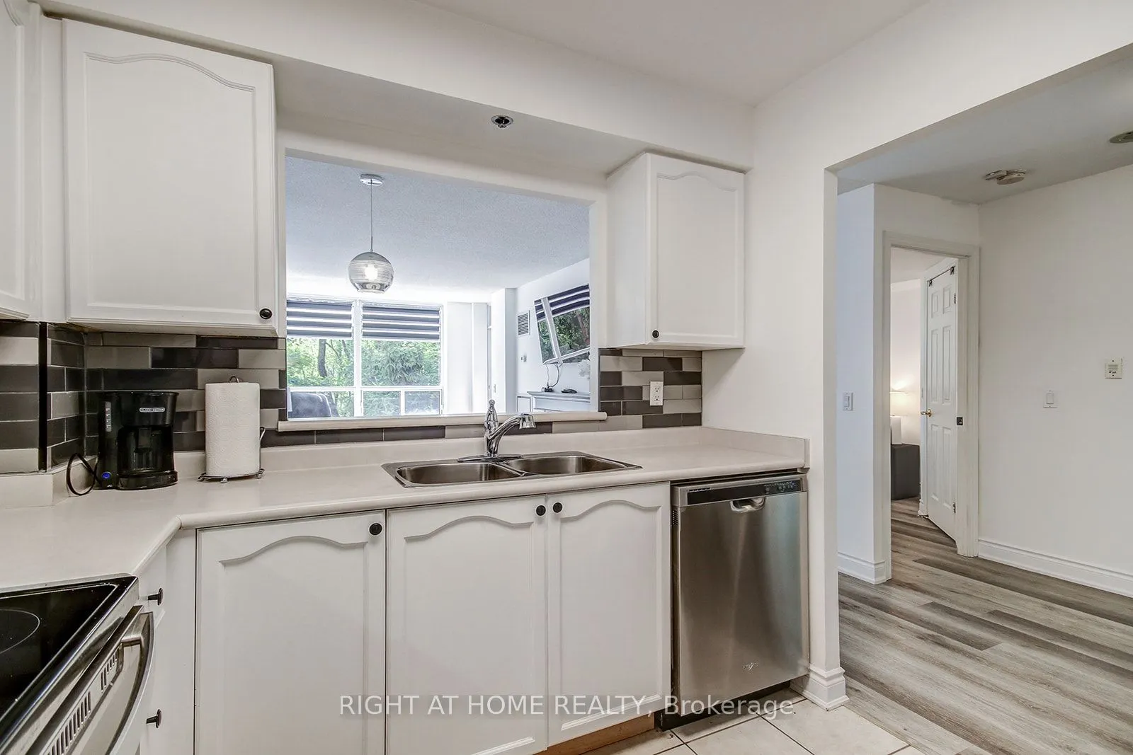 100 Burloak Drive, #1409