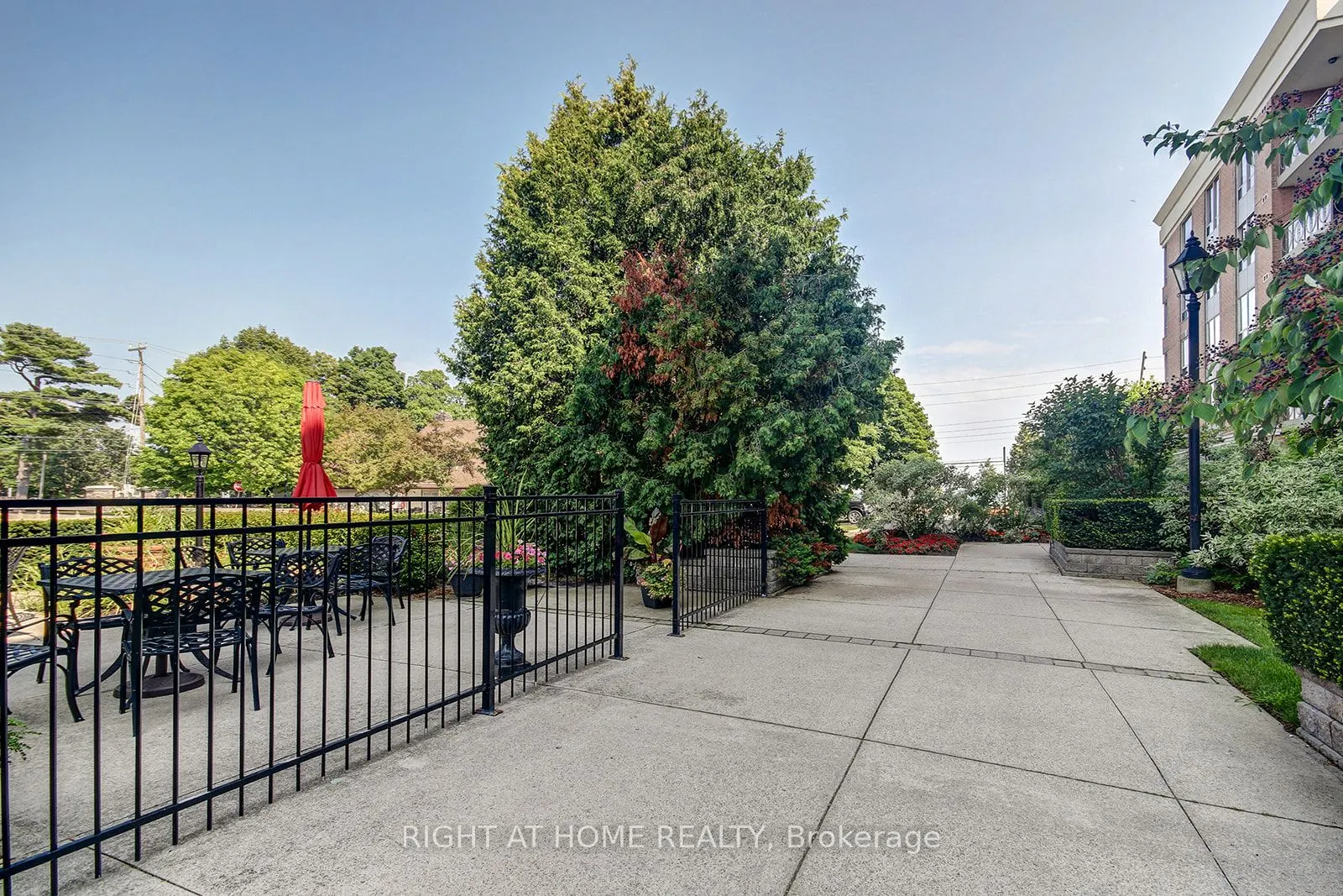 100 Burloak Drive, #1409