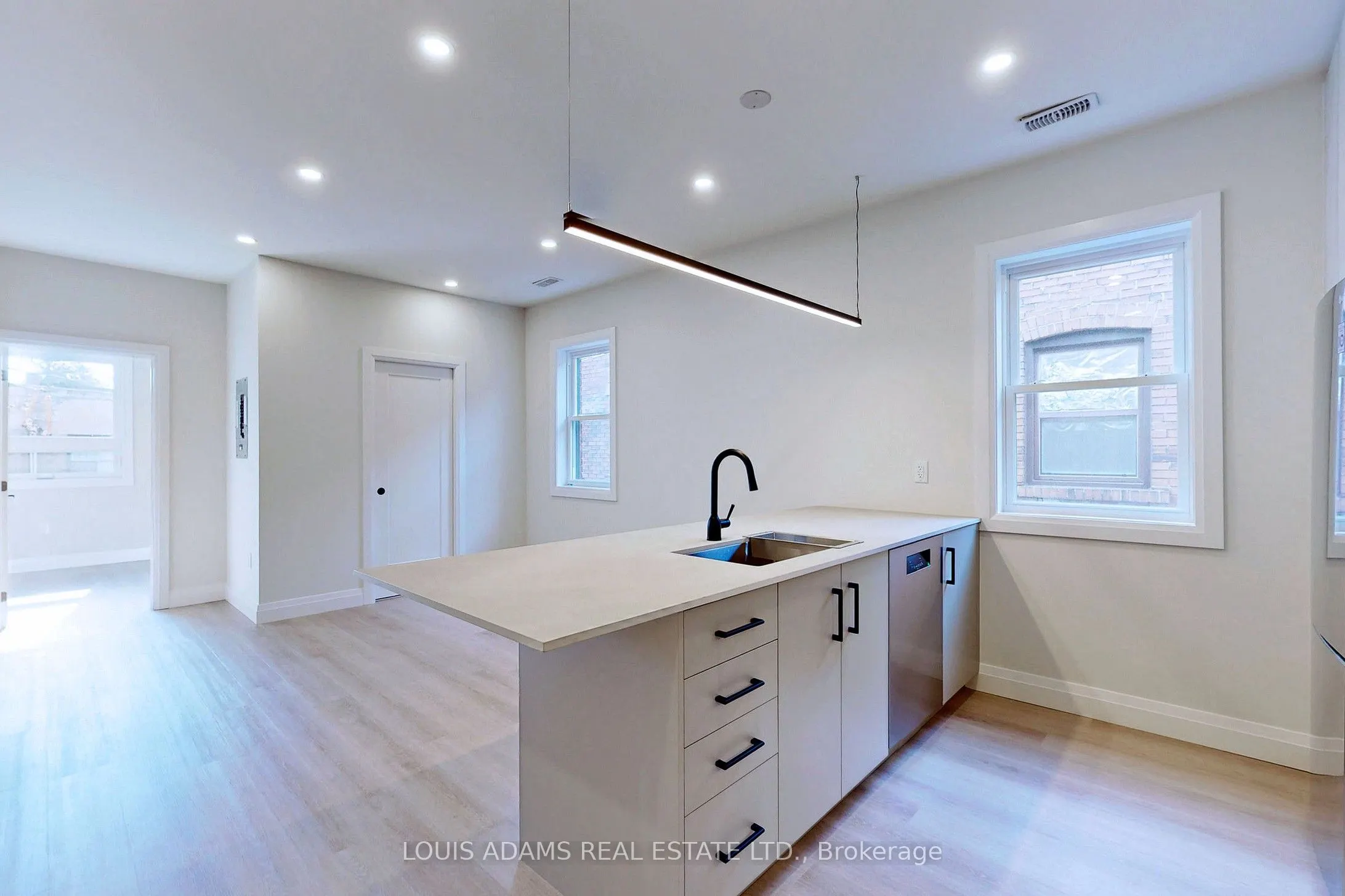 780 Annette Street, #2nd Flr