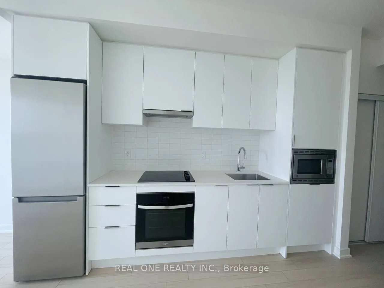 3079 Trafalgar Road, #1404