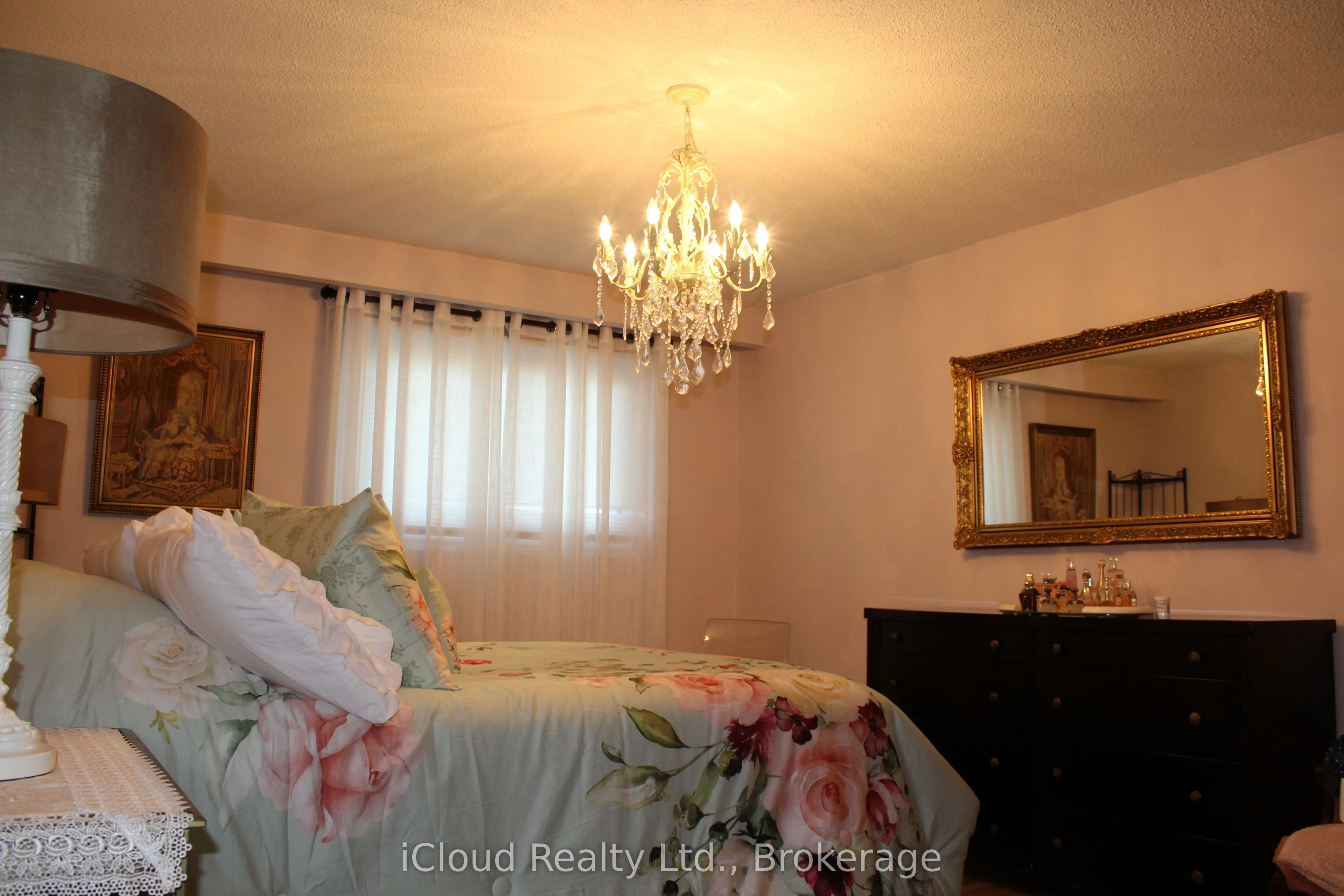 42 Lindridge Avenue
