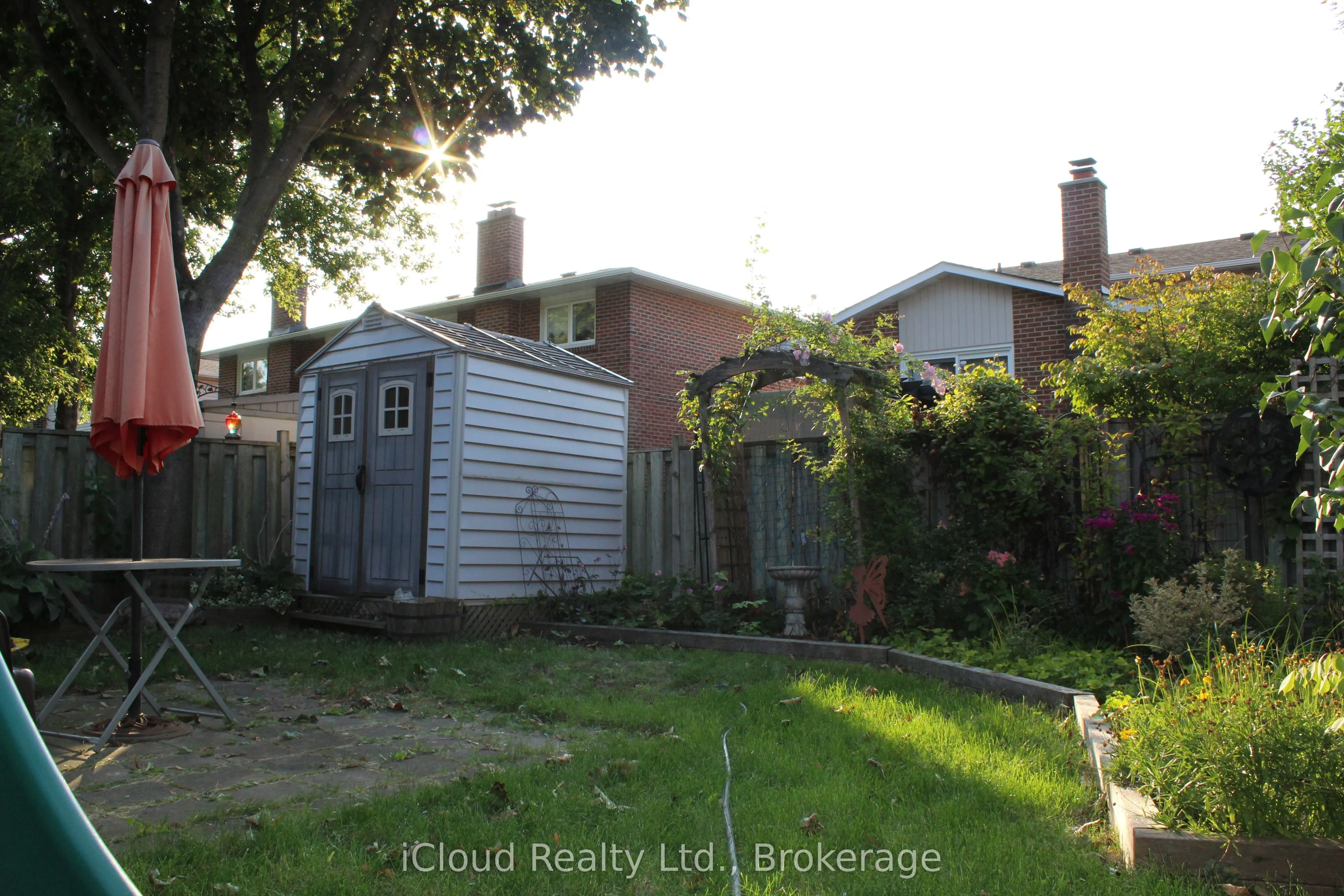 42 Lindridge Avenue