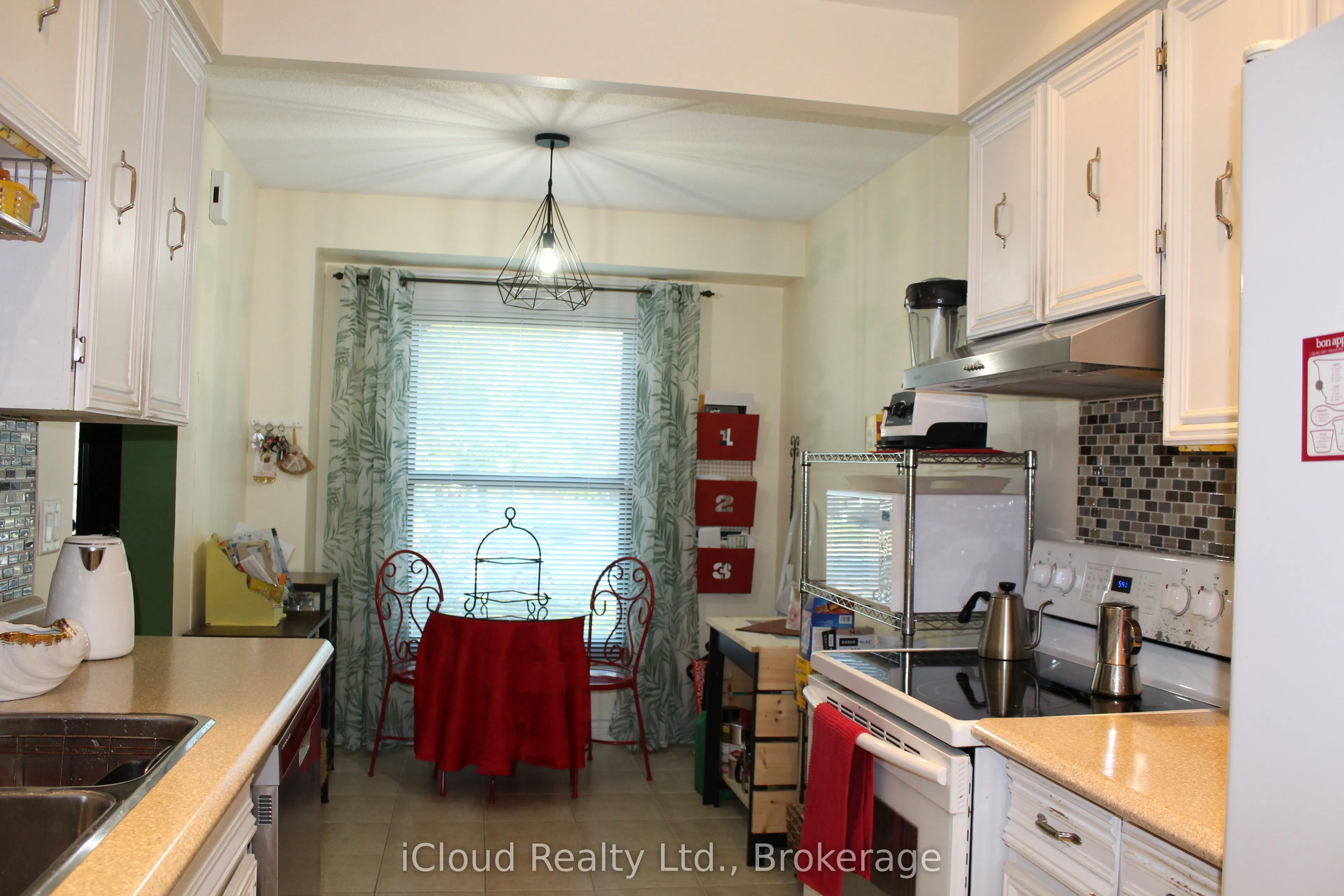 42 Lindridge Avenue