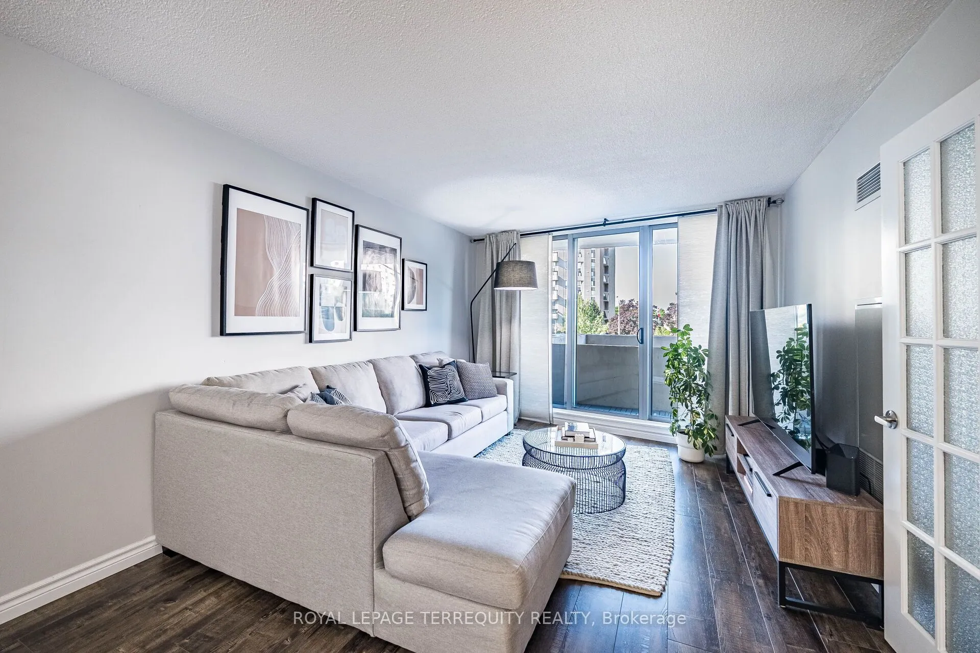 299 Mill Road, #210