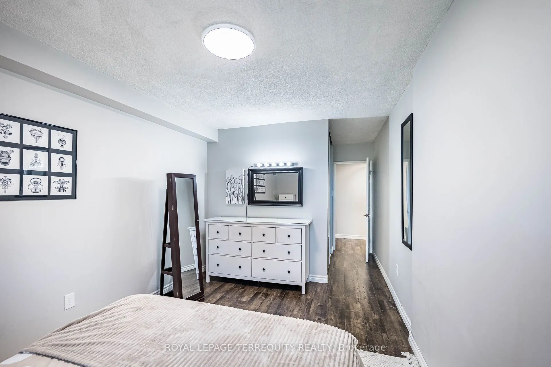 299 Mill Road, #210