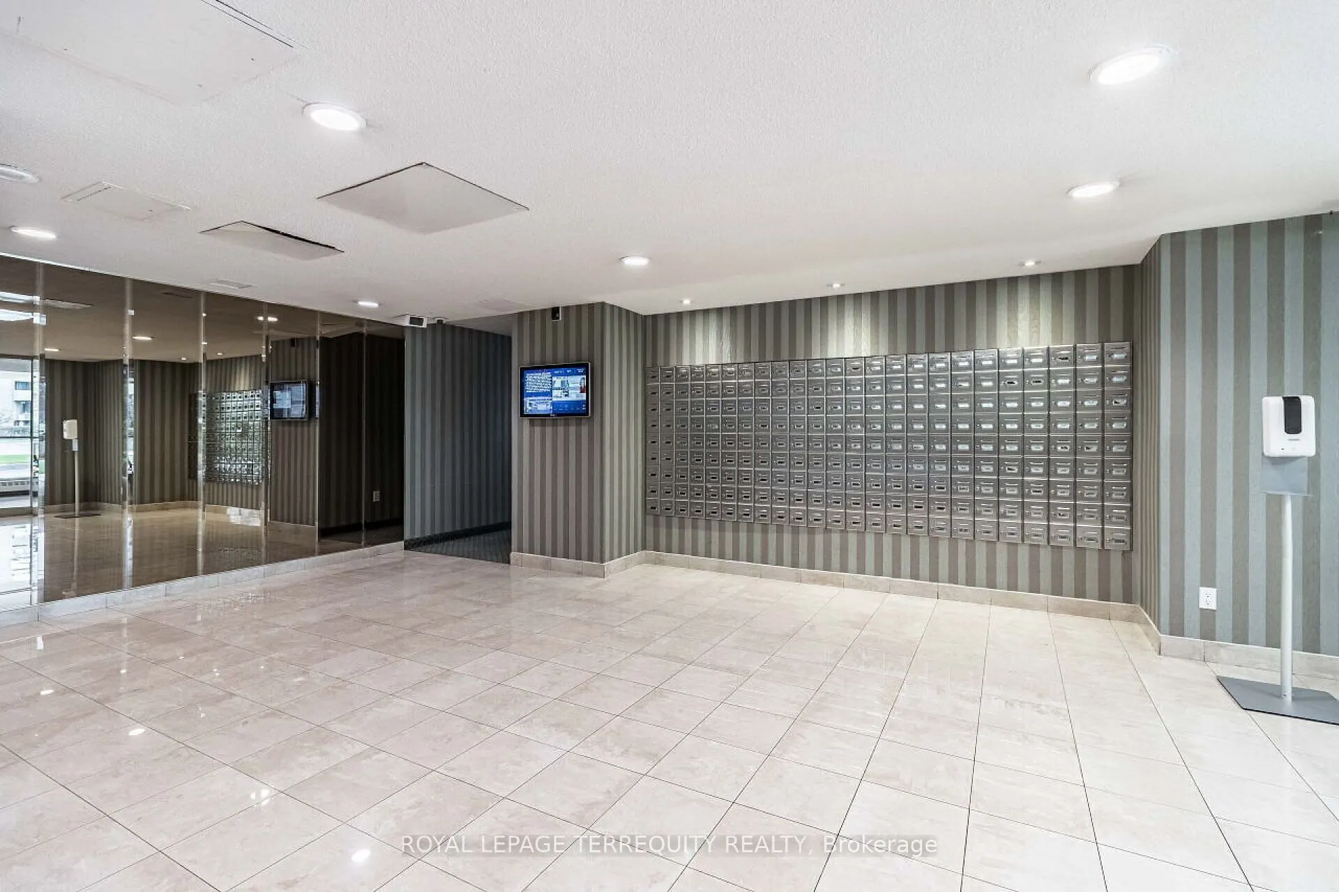 299 Mill Road, #210