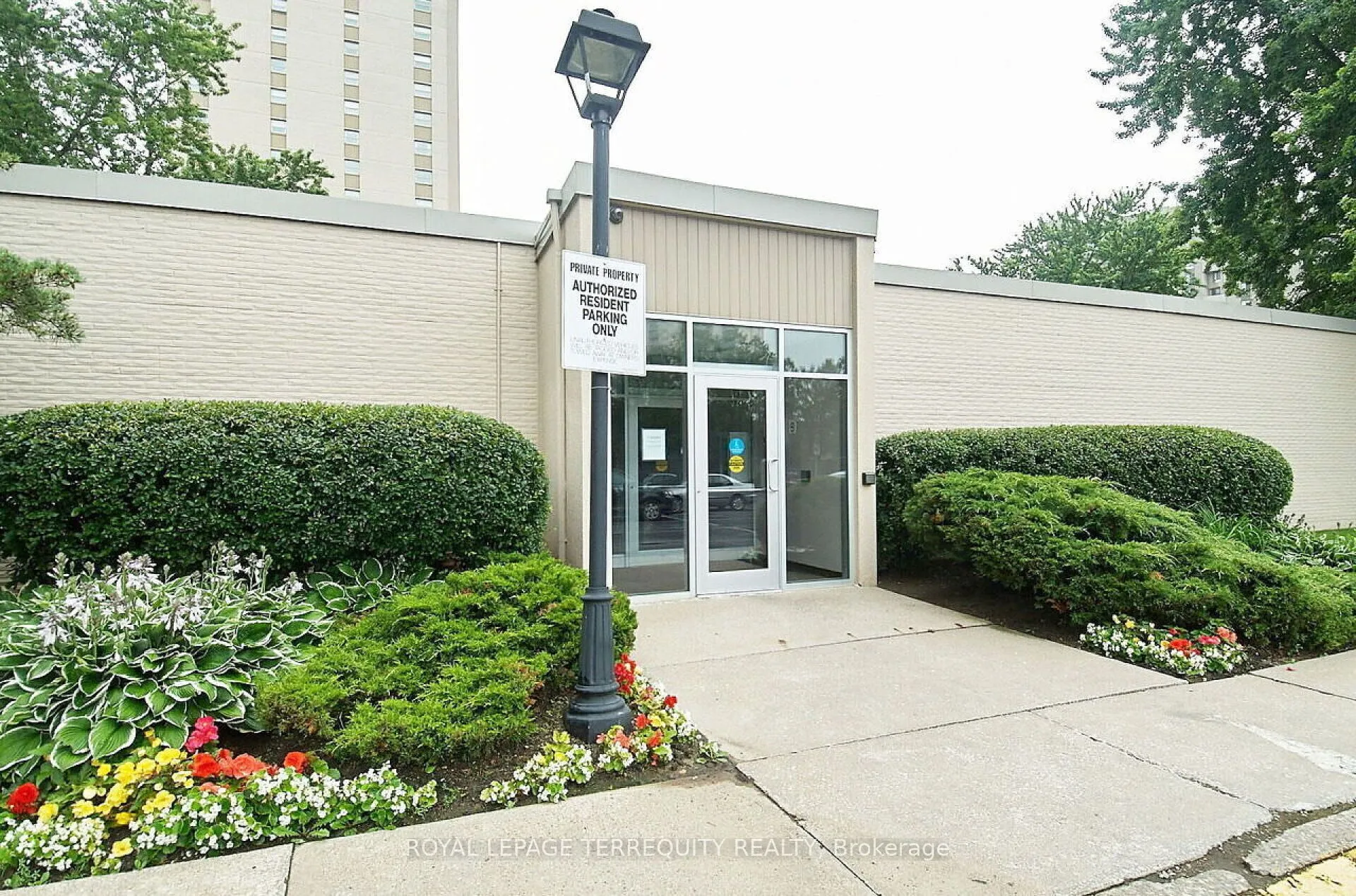 299 Mill Road, #210