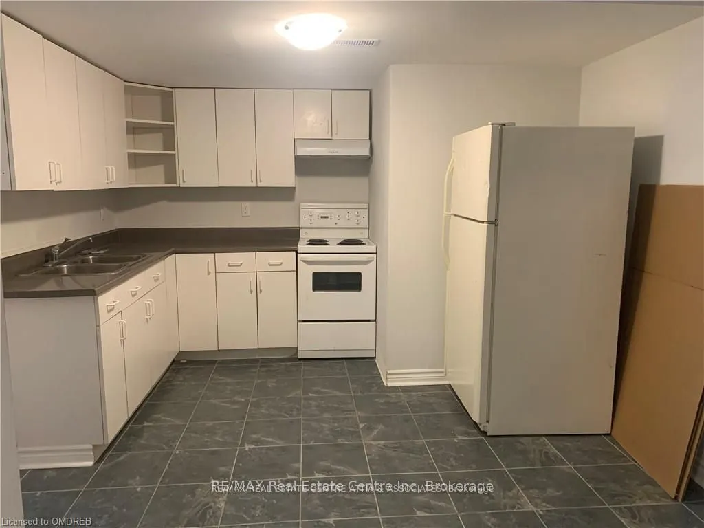 375 MOUNTAINVIEW Drive, #BSMT