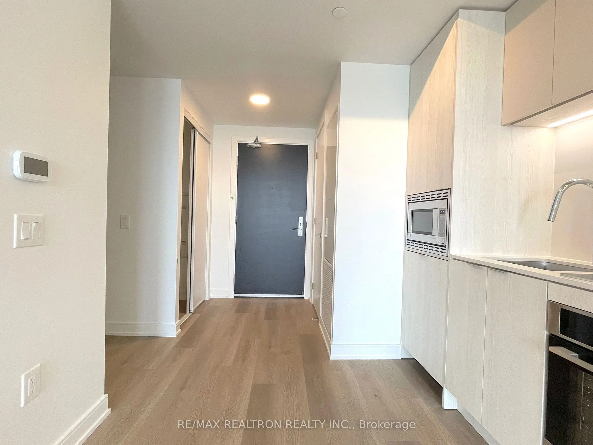 3009 Novar Road, #1402