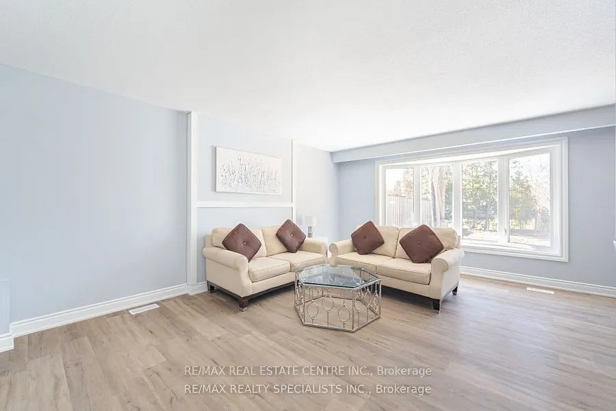 13 Caledon Crescent, #Main