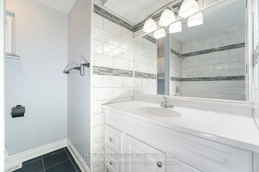 13 Caledon Crescent, #Main