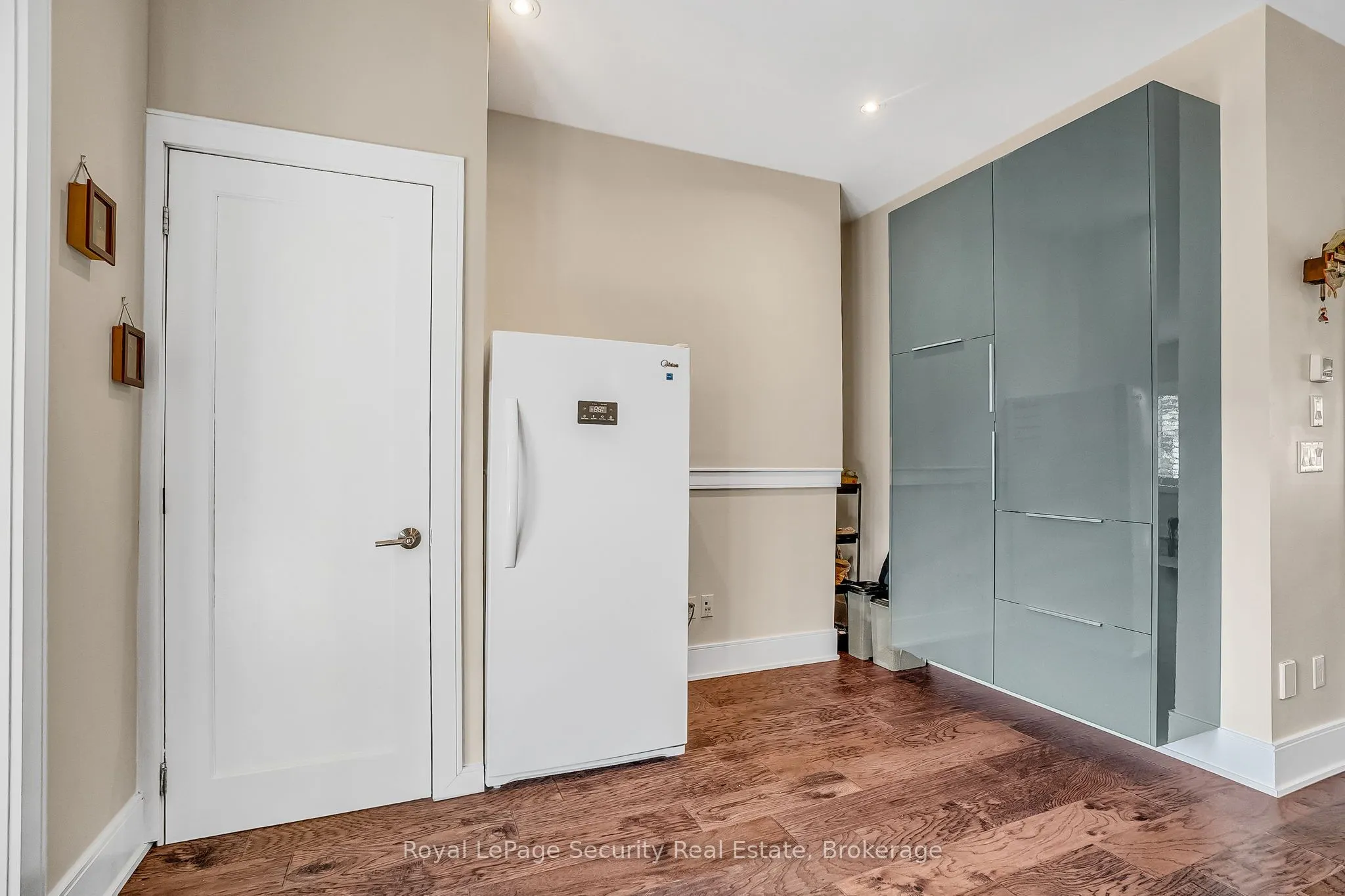 7 Avalon Avenue