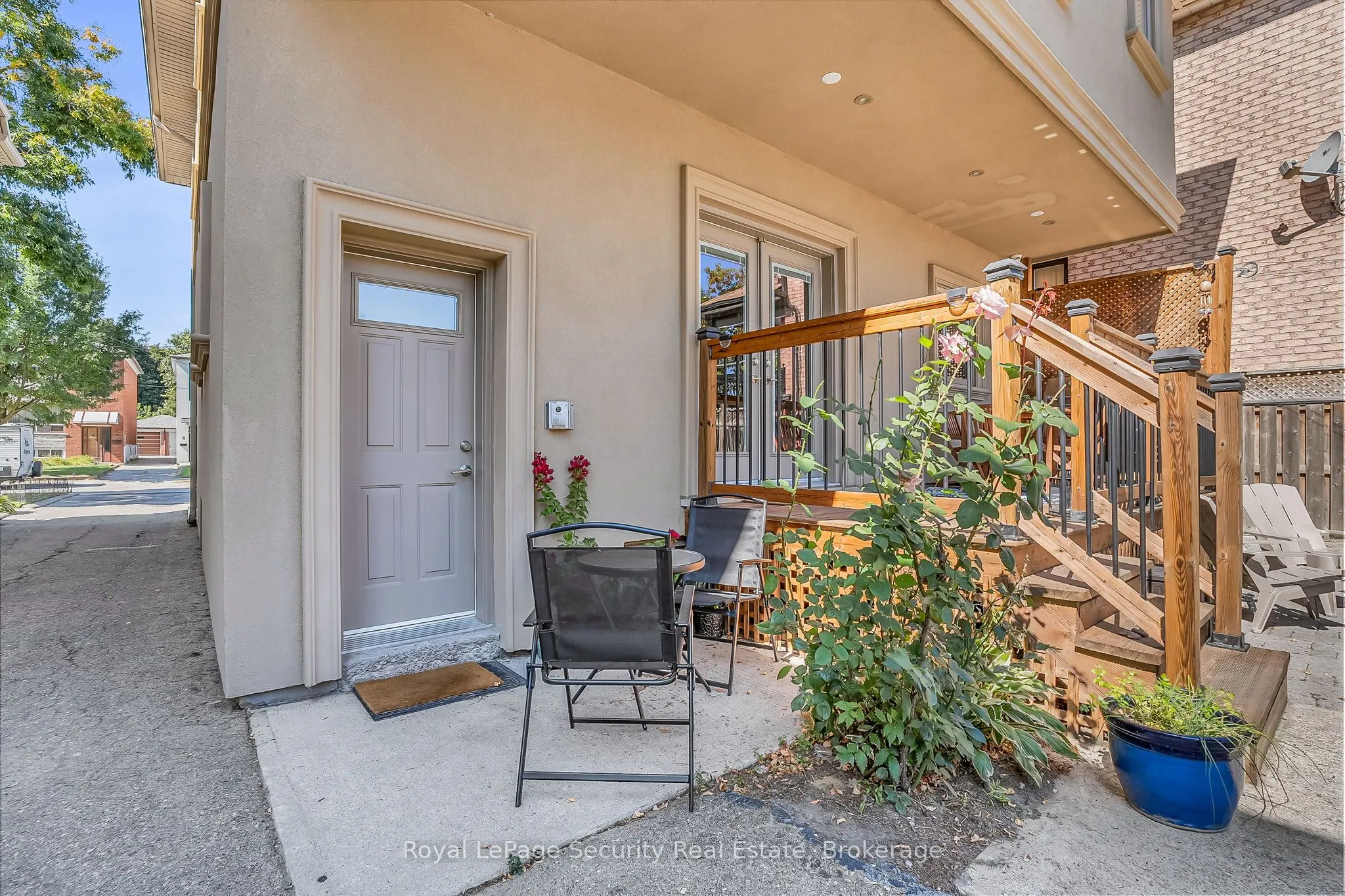 7 Avalon Avenue