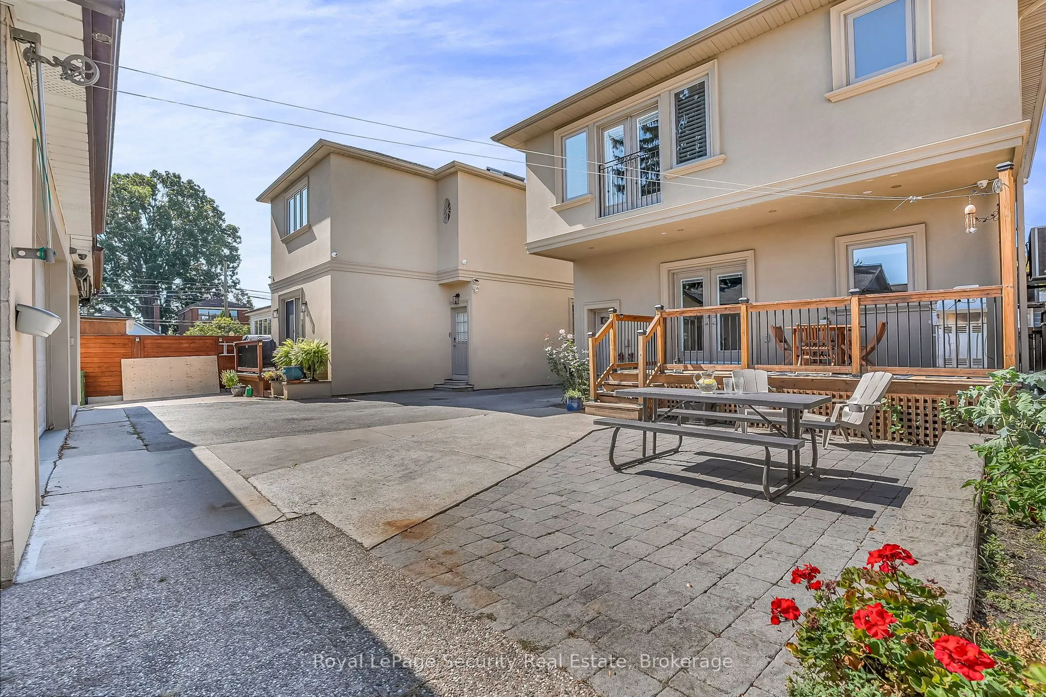 7 Avalon Avenue