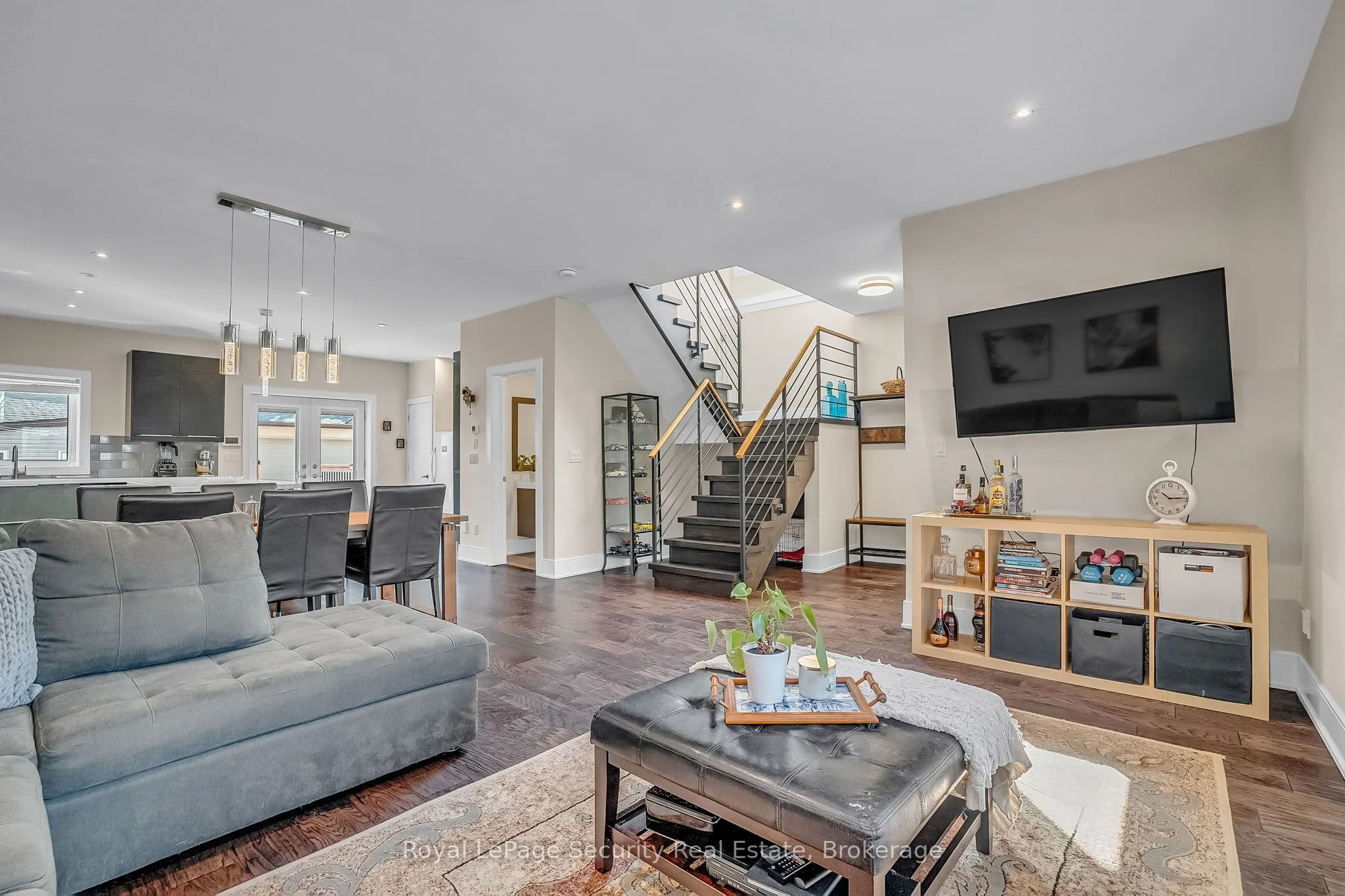 7 Avalon Avenue
