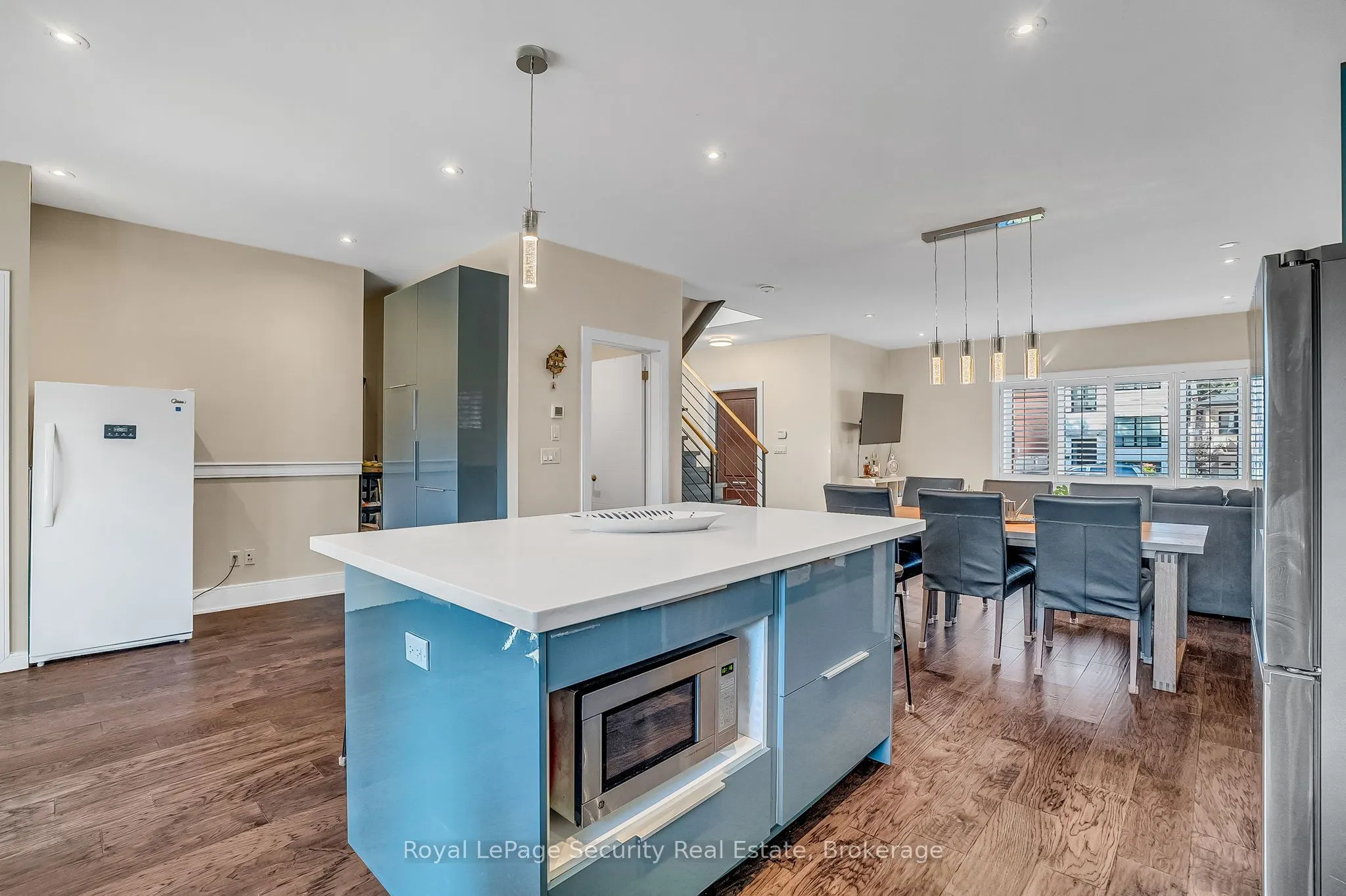 7 Avalon Avenue