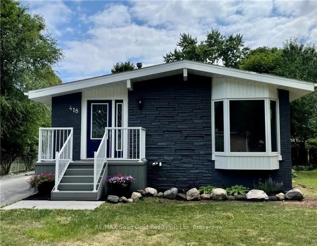 418 Norrie Crescent