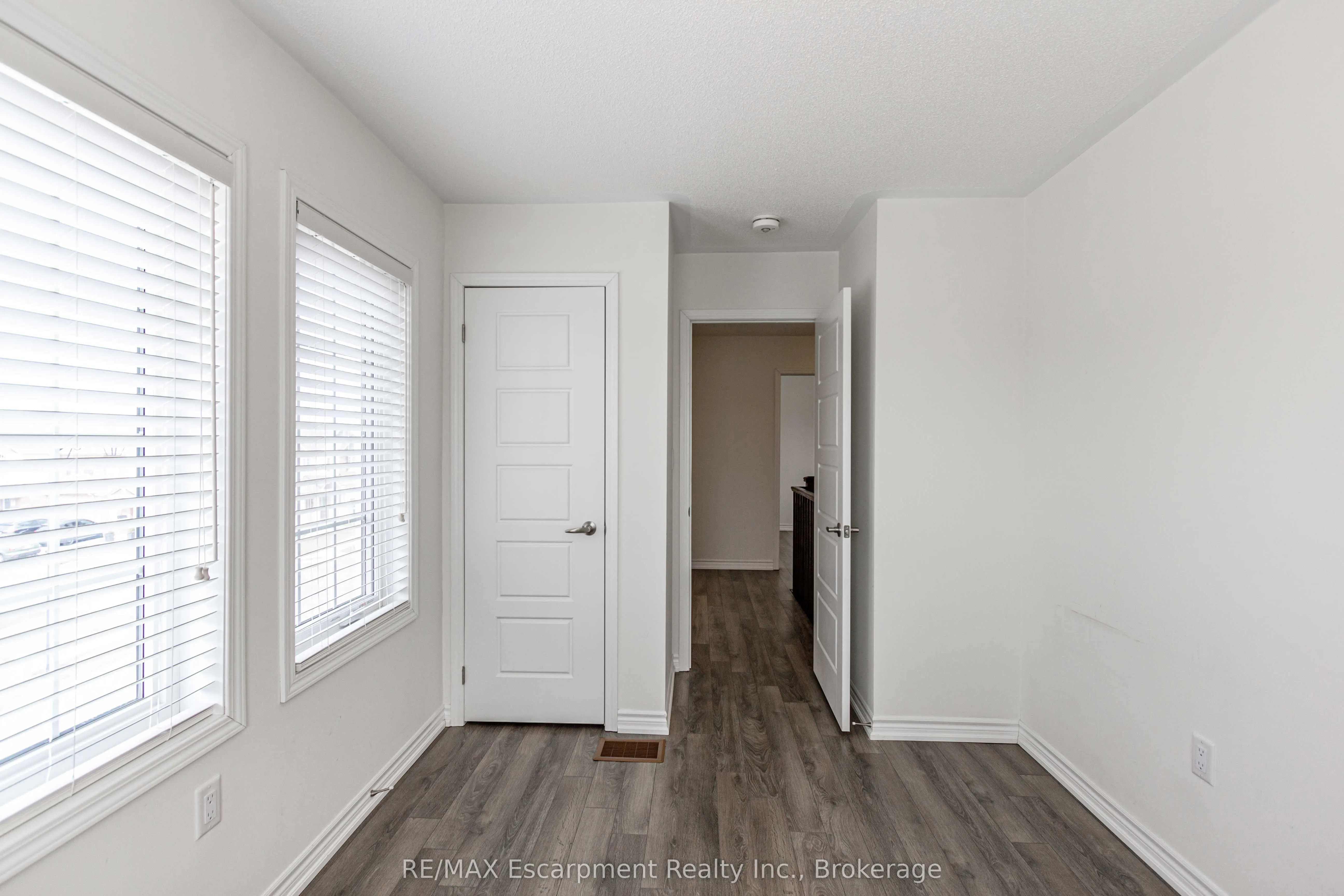 555 Allport Gate