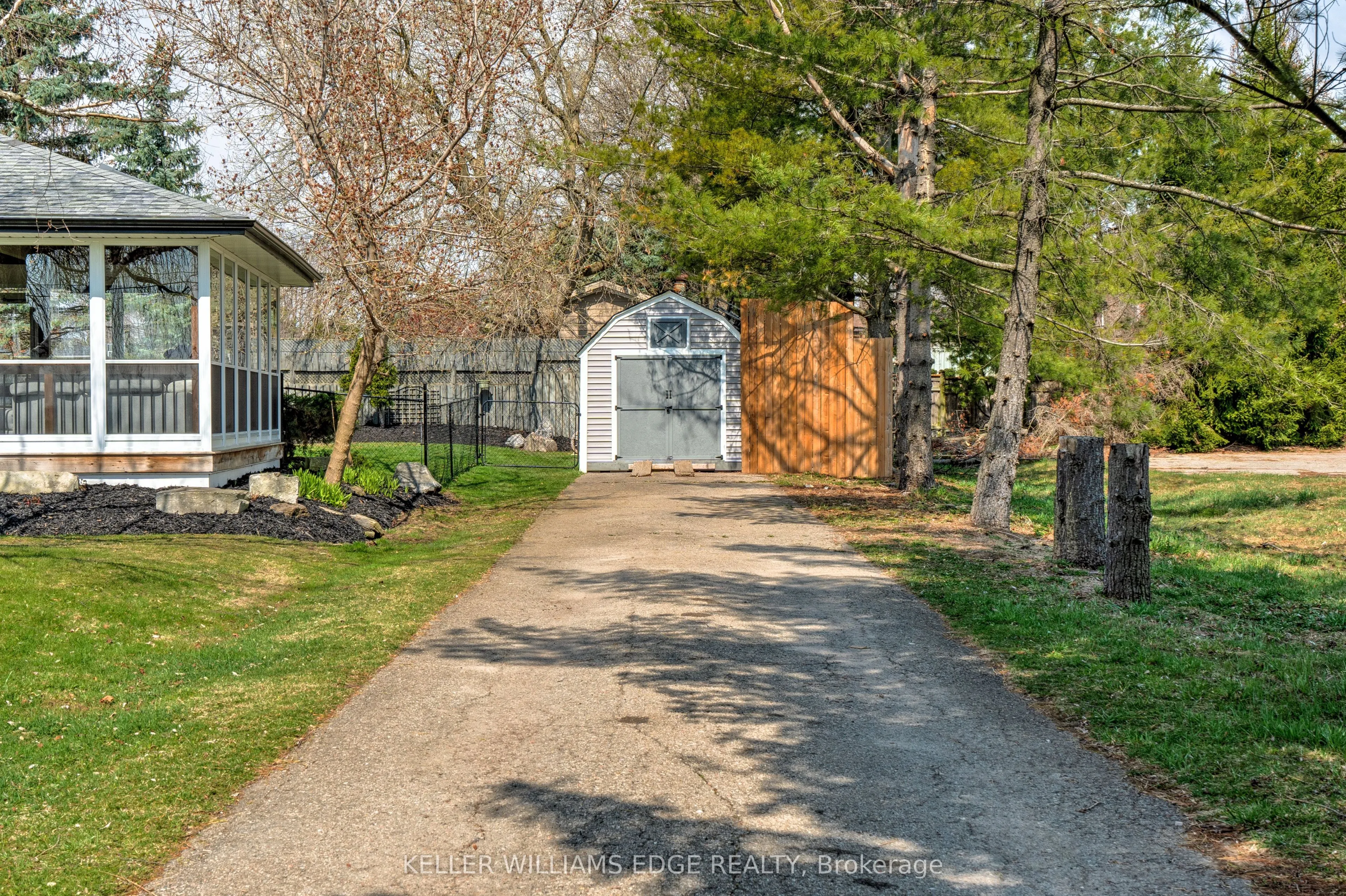 13175 15 Side Road