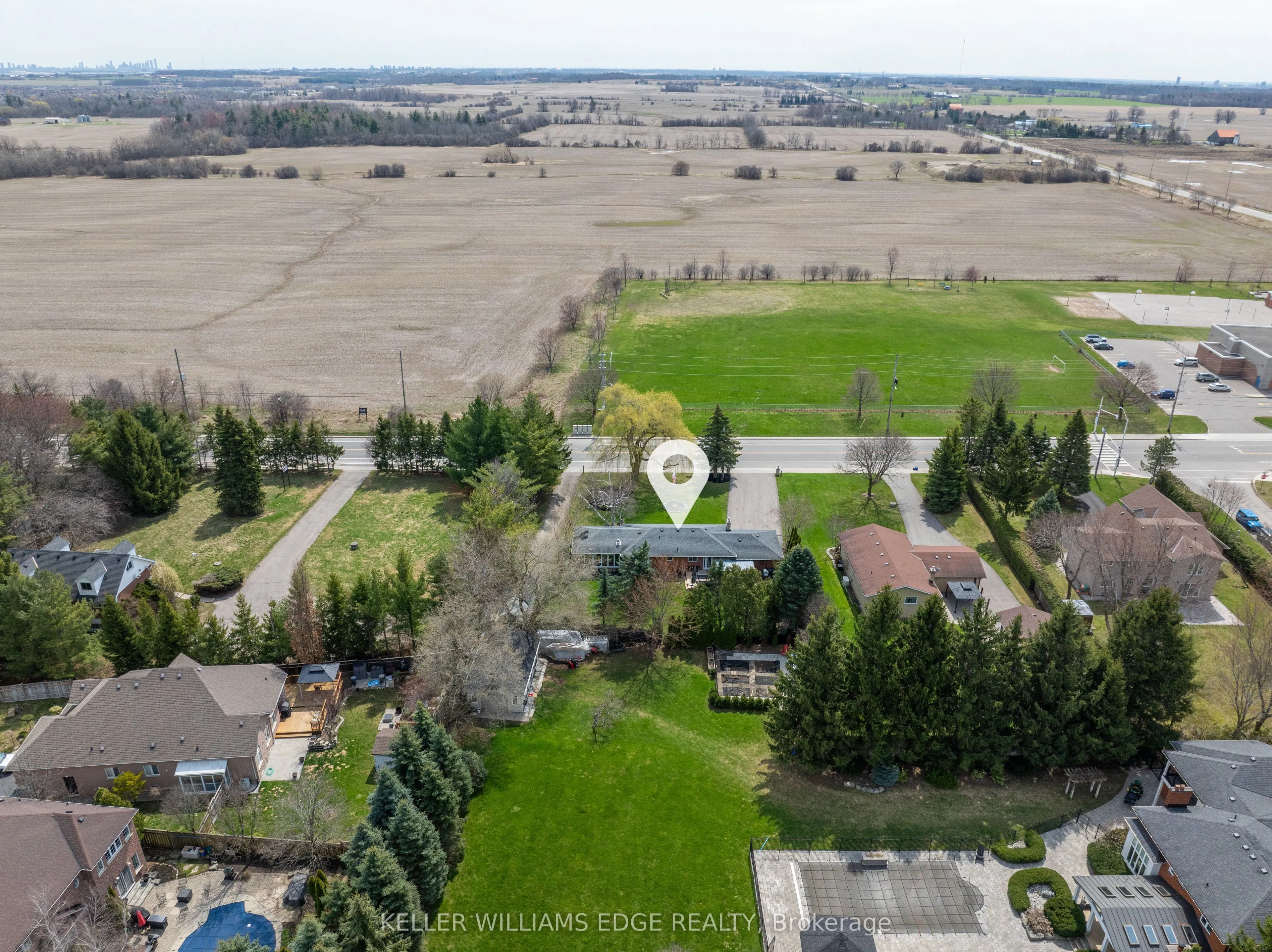 13175 15 Side Road