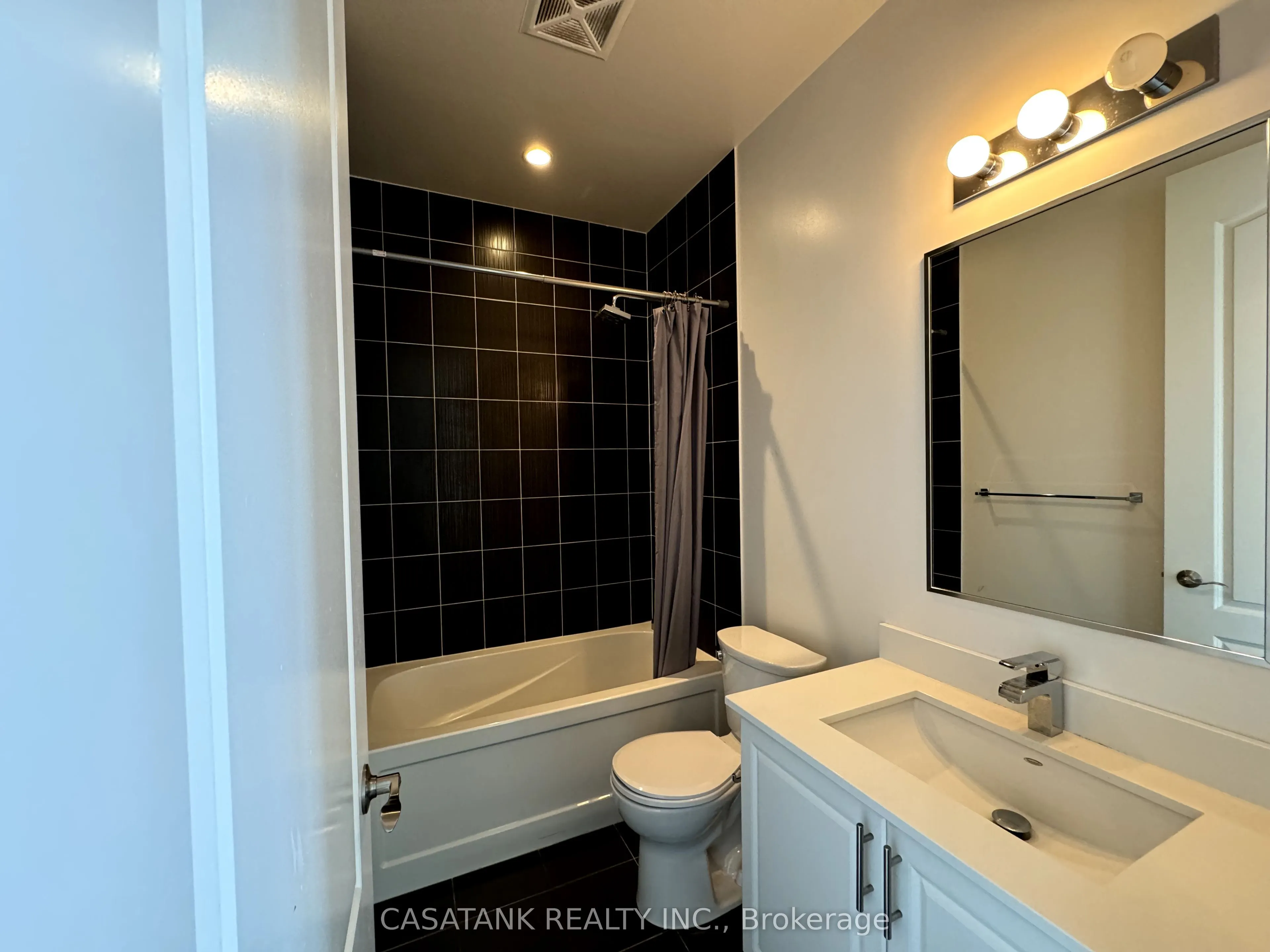 2480 Prince Michael Drive, #720
