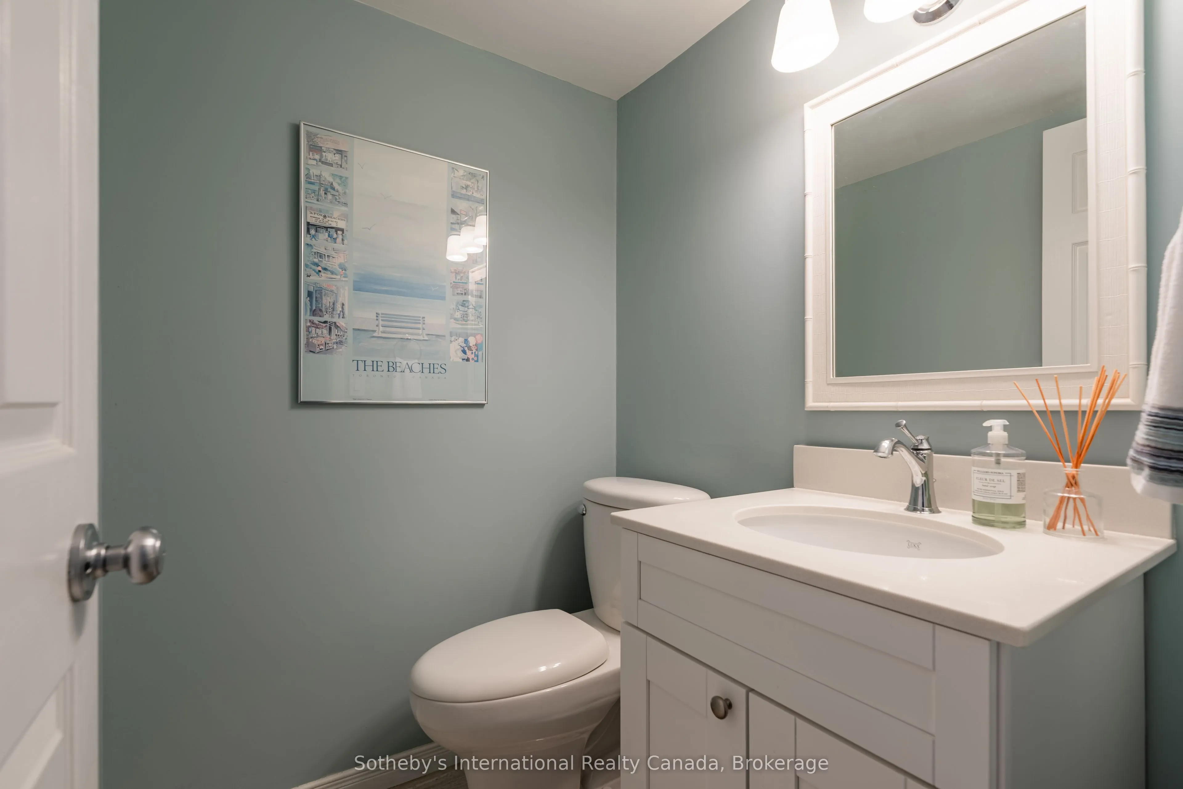 2068 Water's Edge Drive