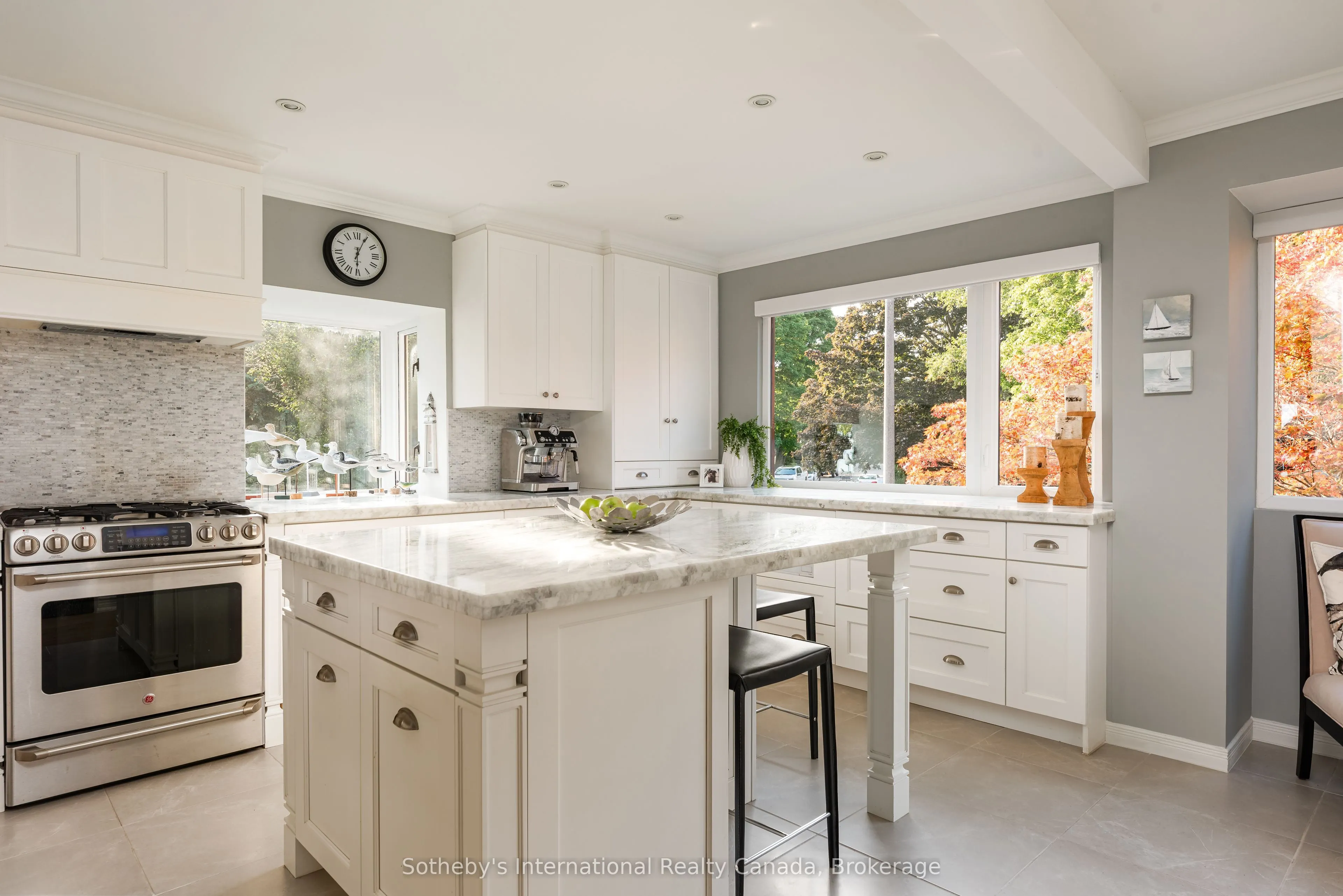 2068 Water's Edge Drive