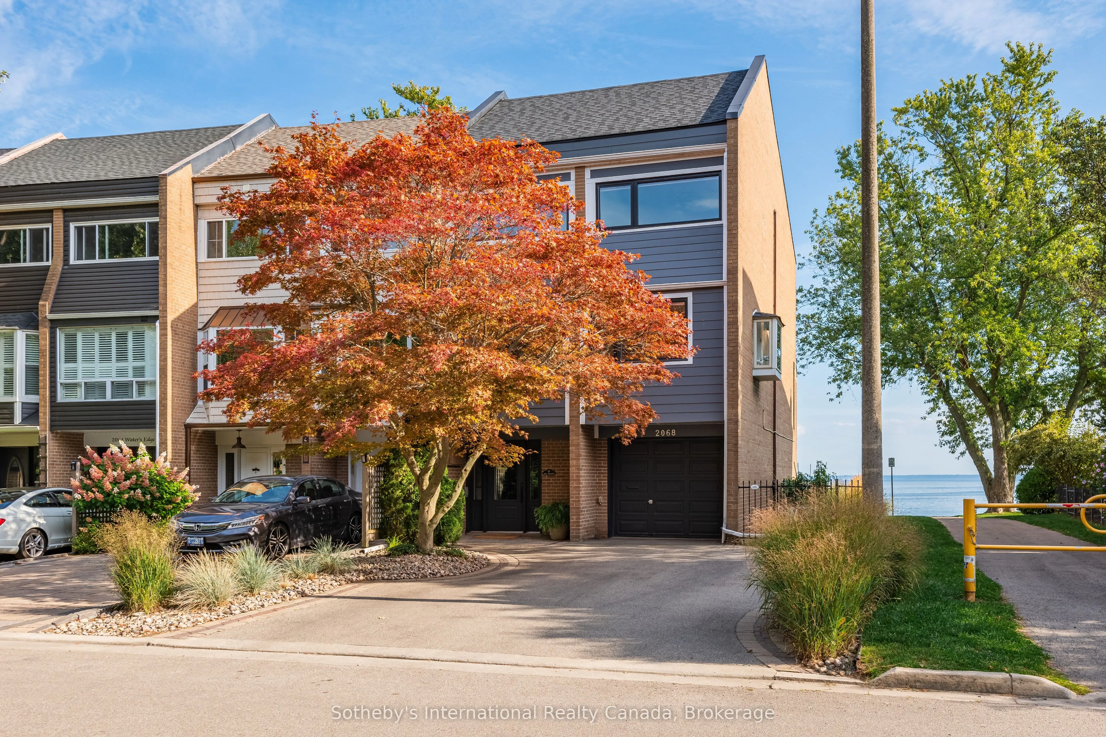 2068 Water's Edge Drive