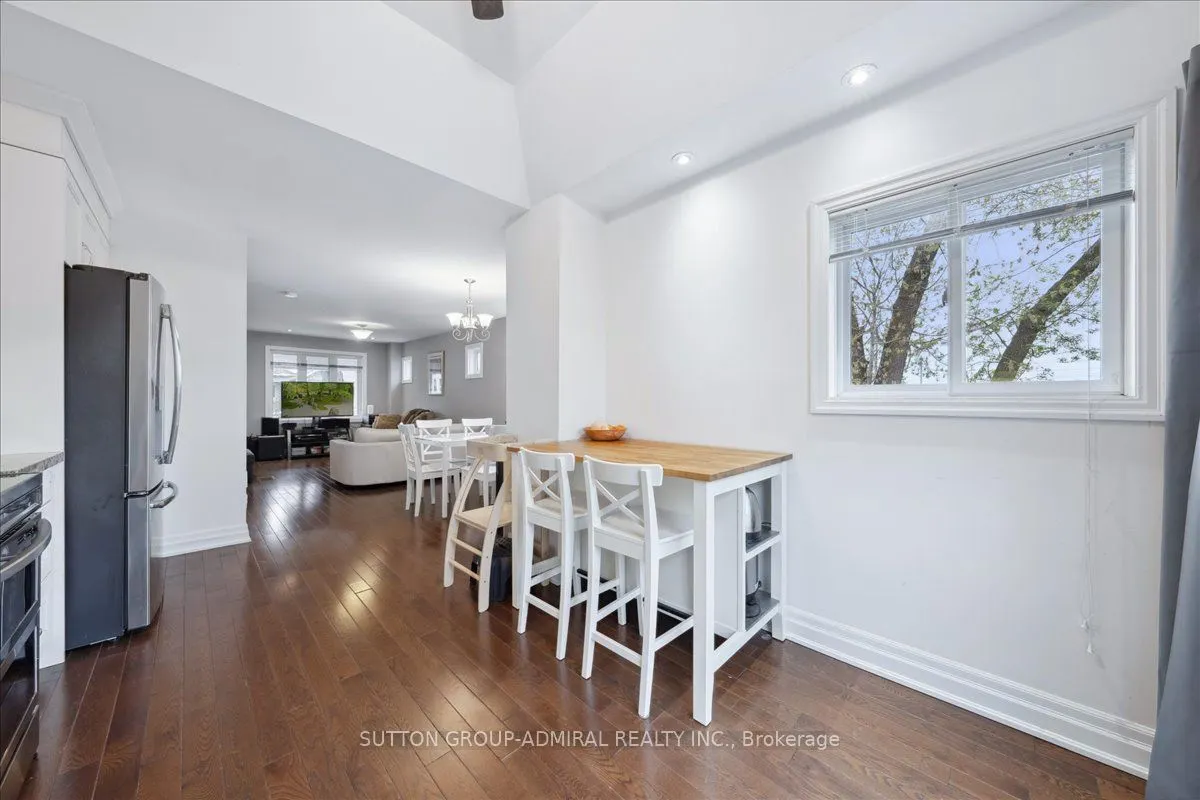 11 Bowie Avenue