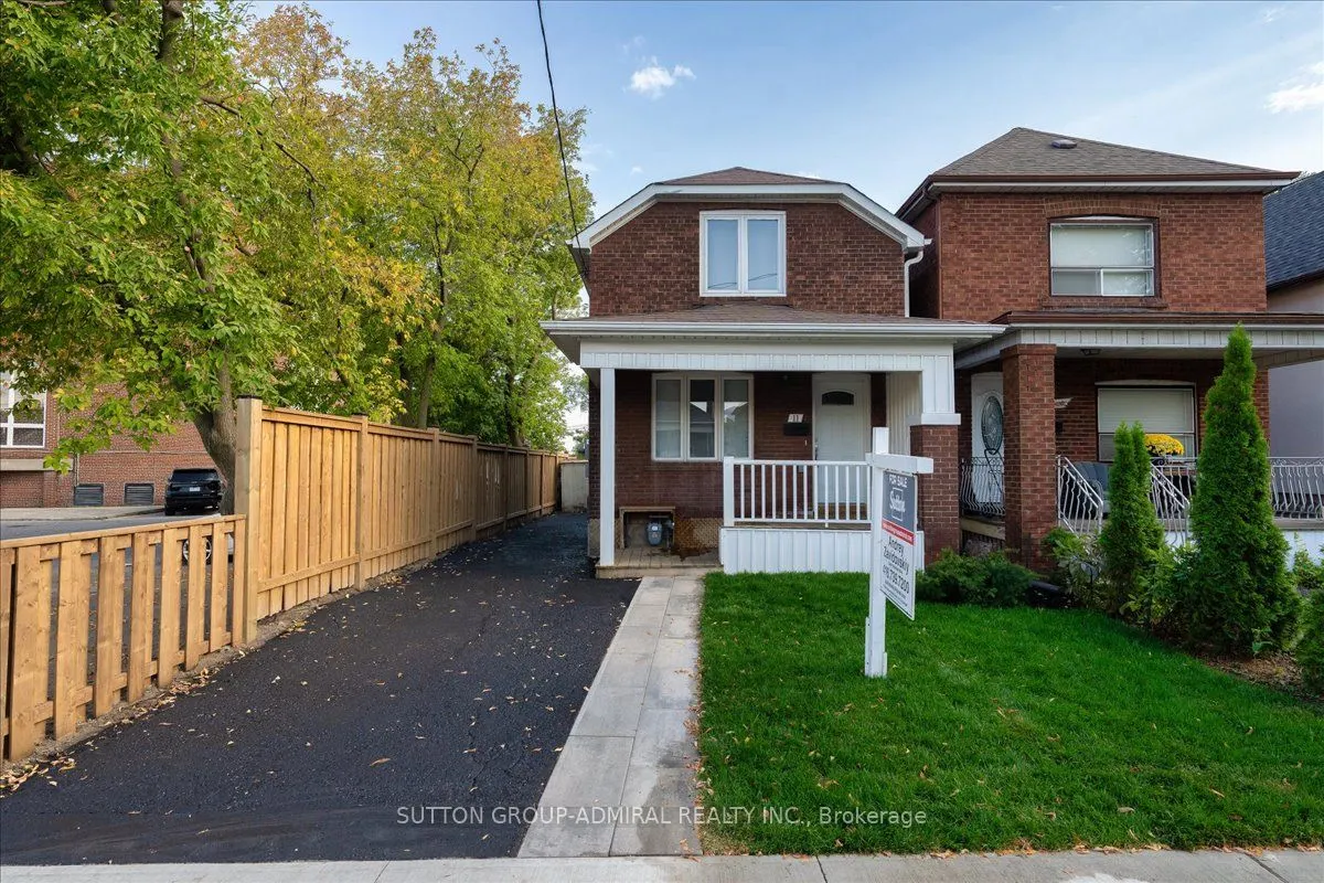 11 Bowie Avenue