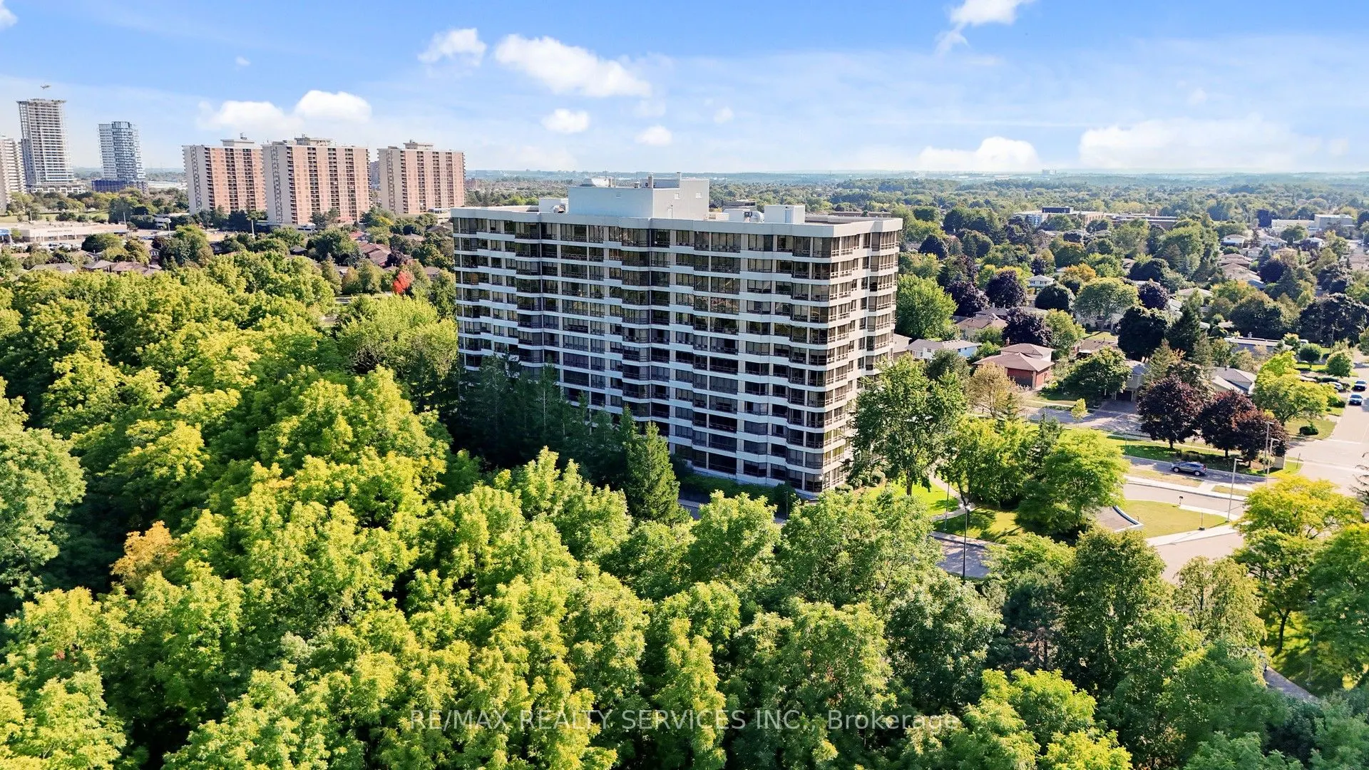 330 Mill Street S, #902