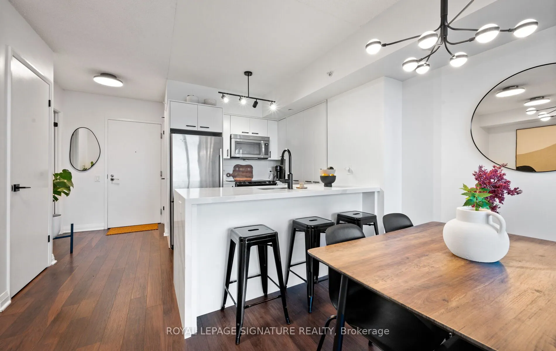 5 Valhalla Inn Road, #2503