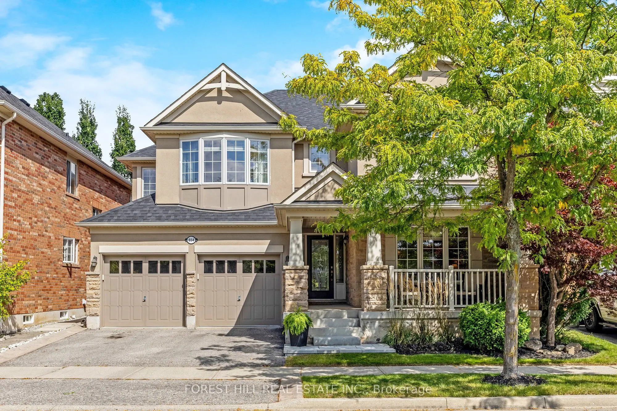 654 Laughren Crescent