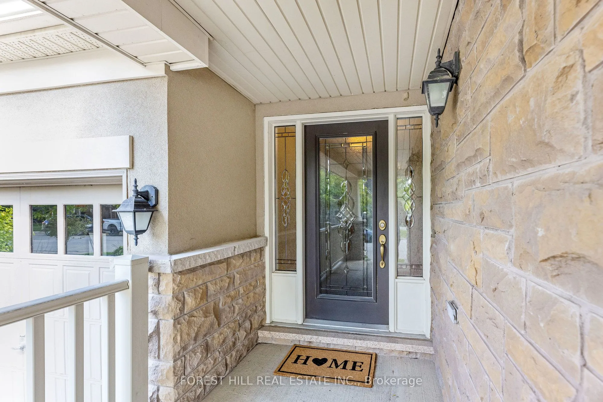 654 Laughren Crescent