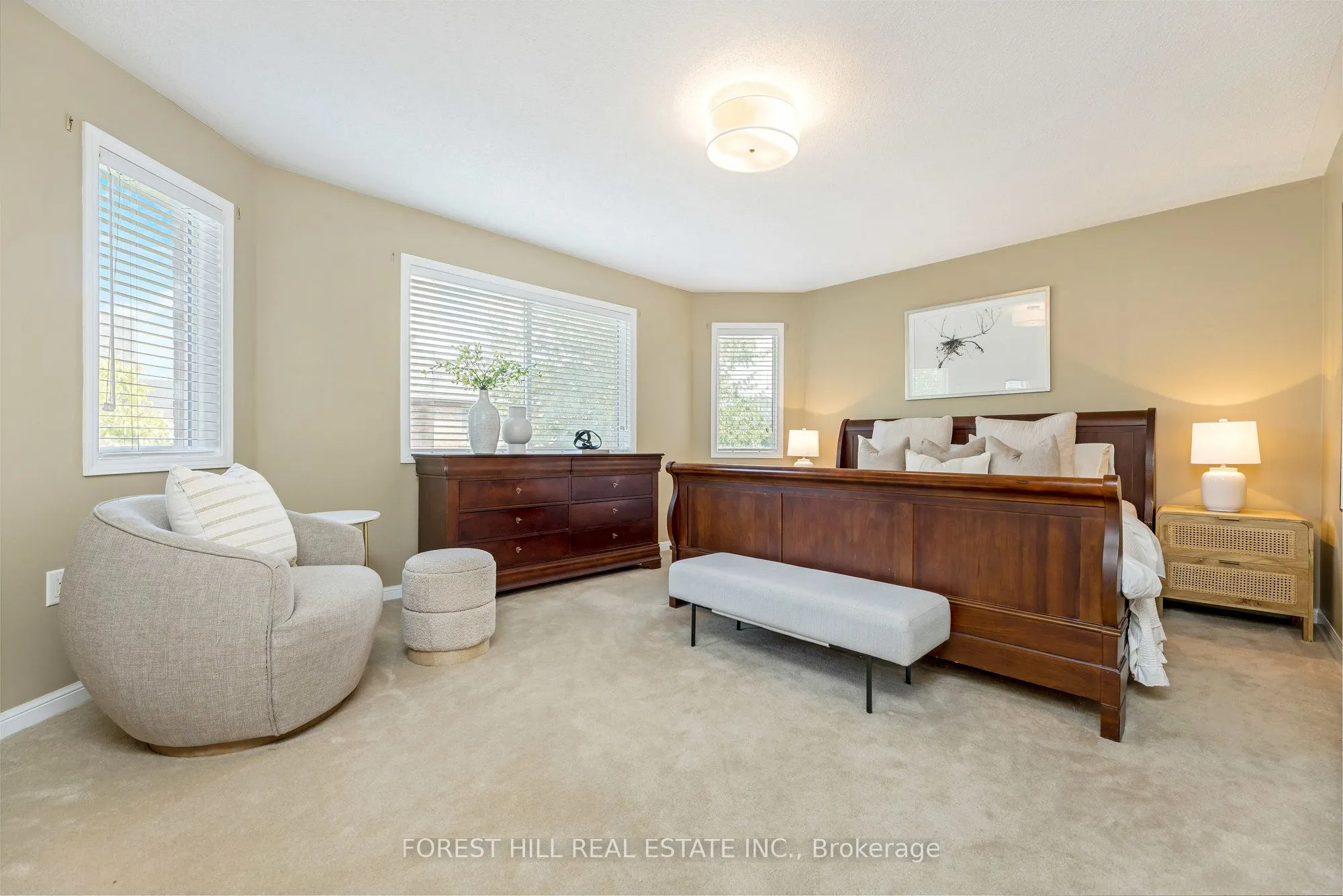 654 Laughren Crescent