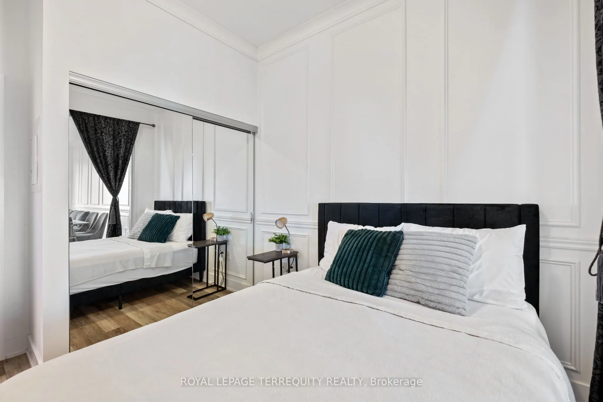 30 Shore Breeze Drive, #528