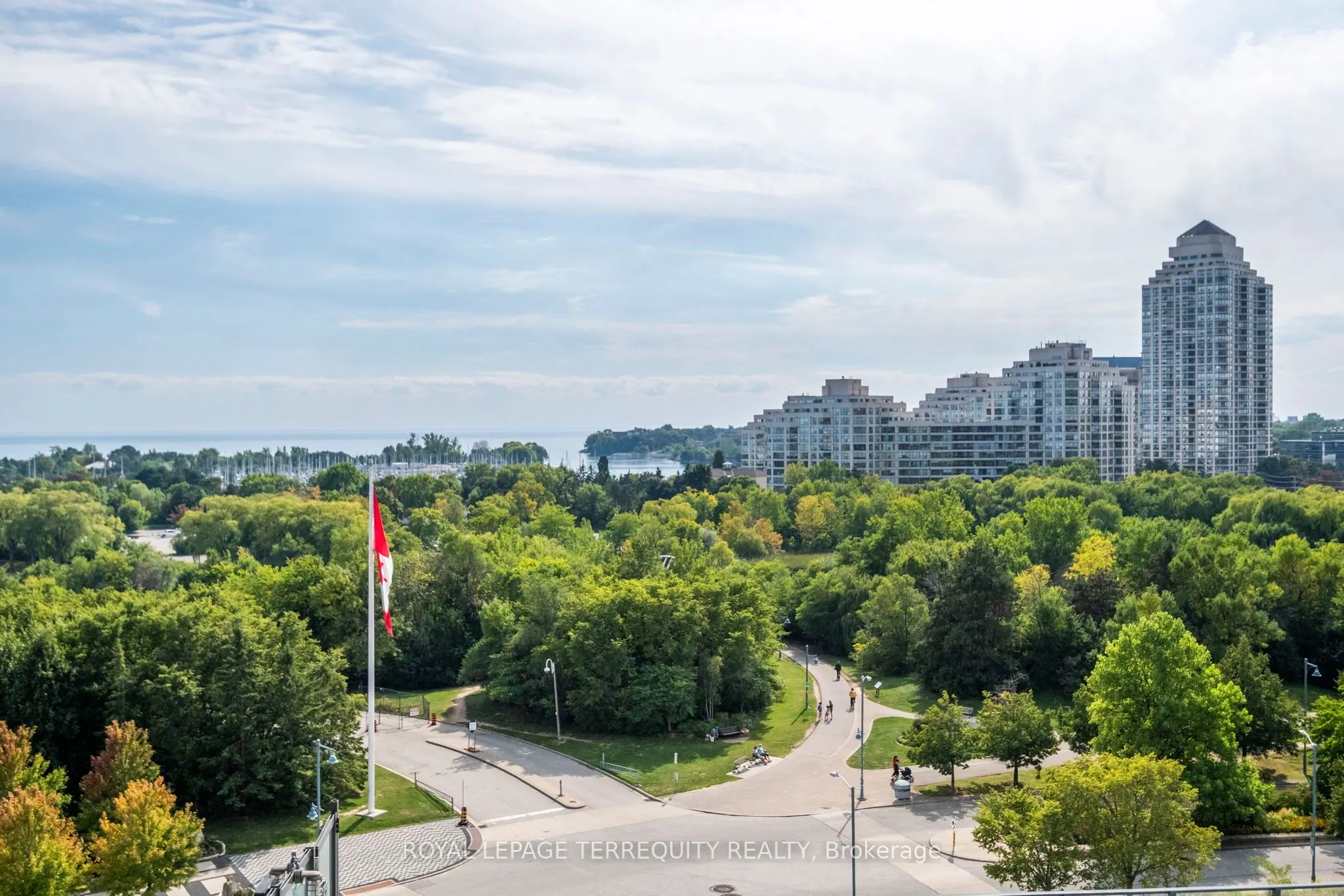 30 Shore Breeze Drive, #528