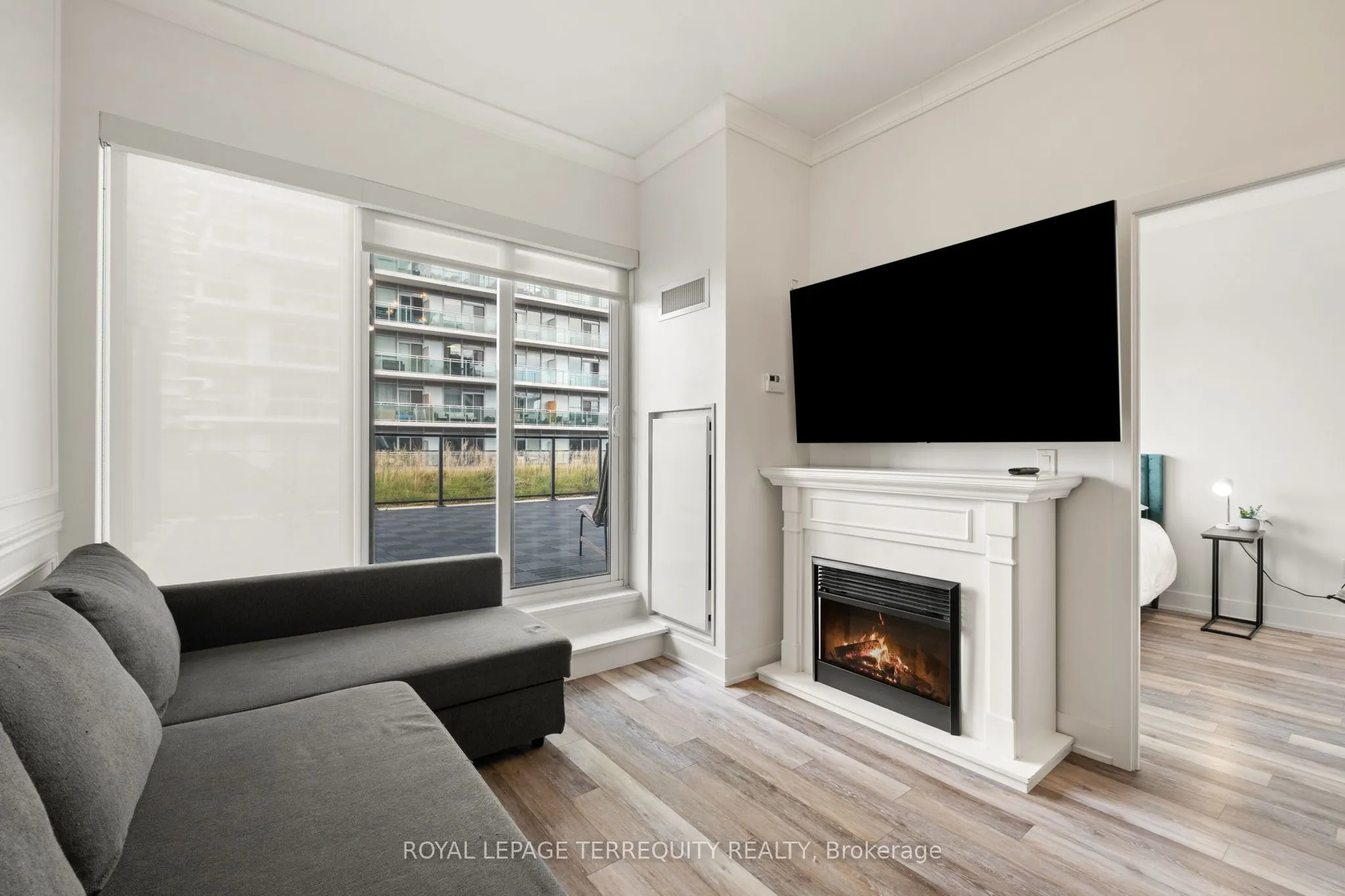 30 Shore Breeze Drive, #528