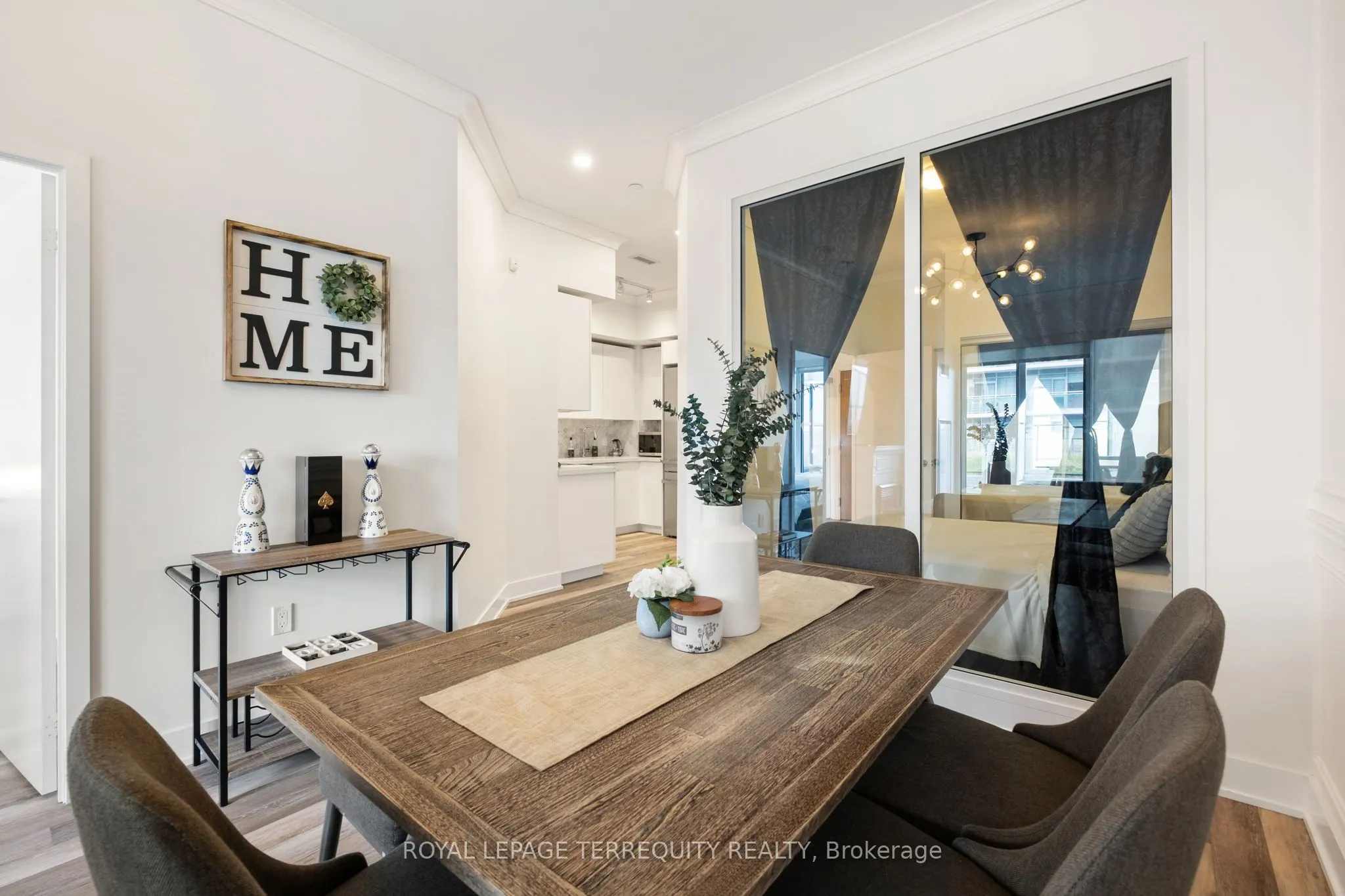 30 Shore Breeze Drive, #528