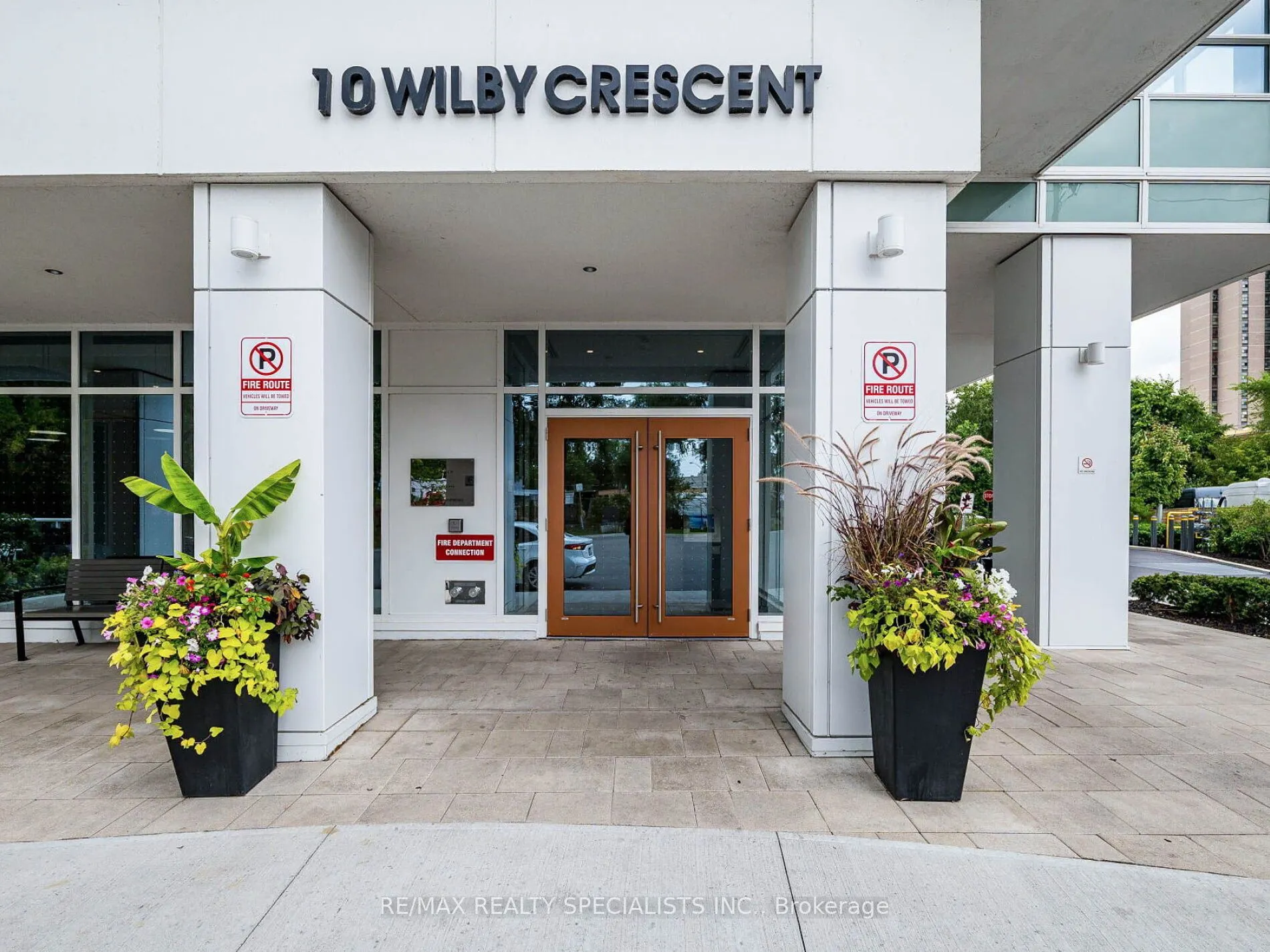 10 Wilby Crescent, #802