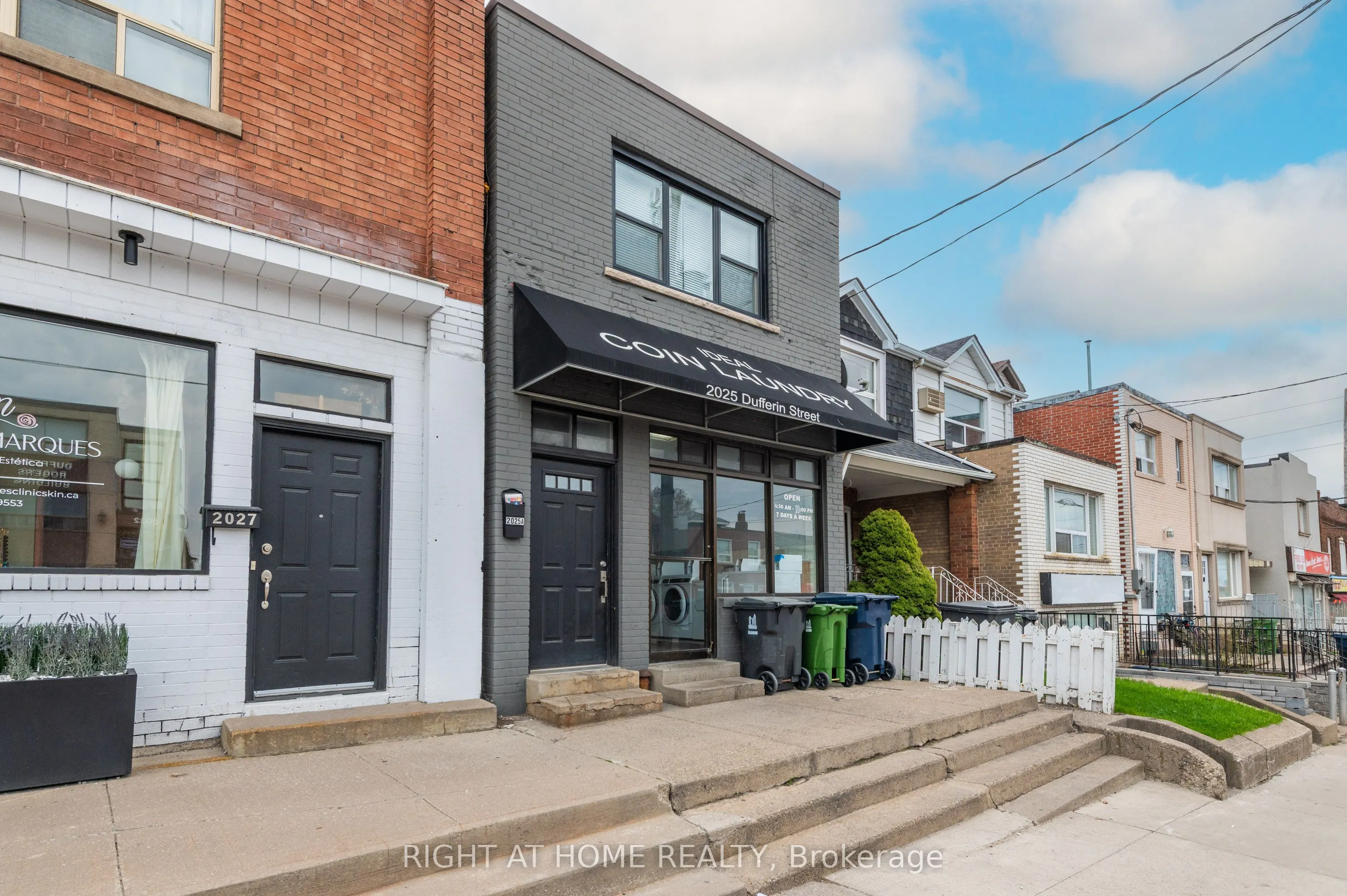 2025 Dufferin Street
