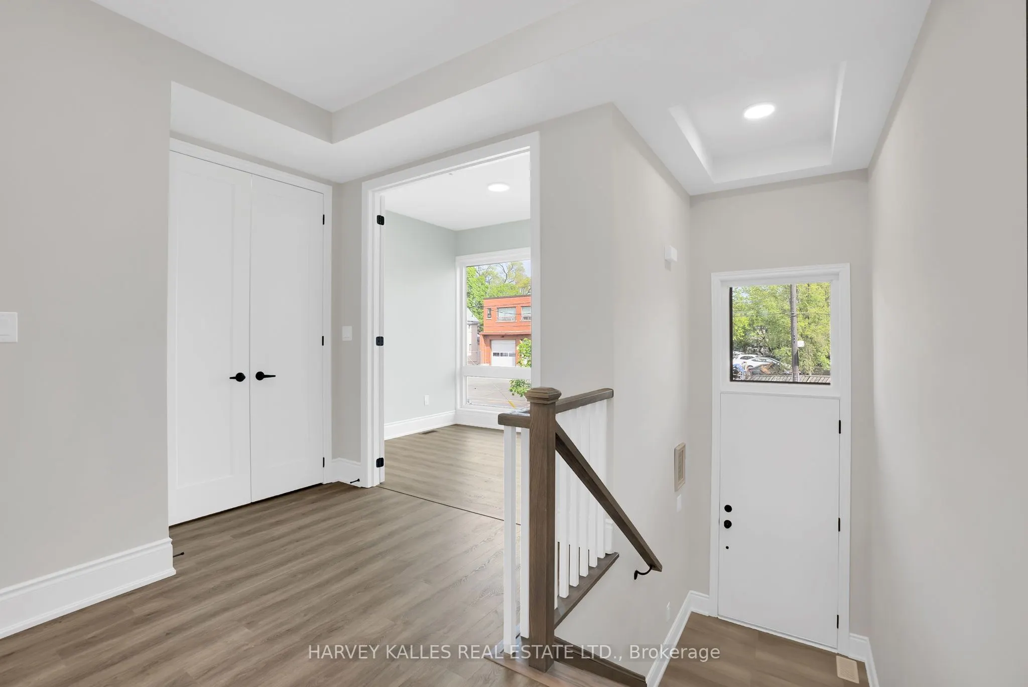 19 Lambton Avenue